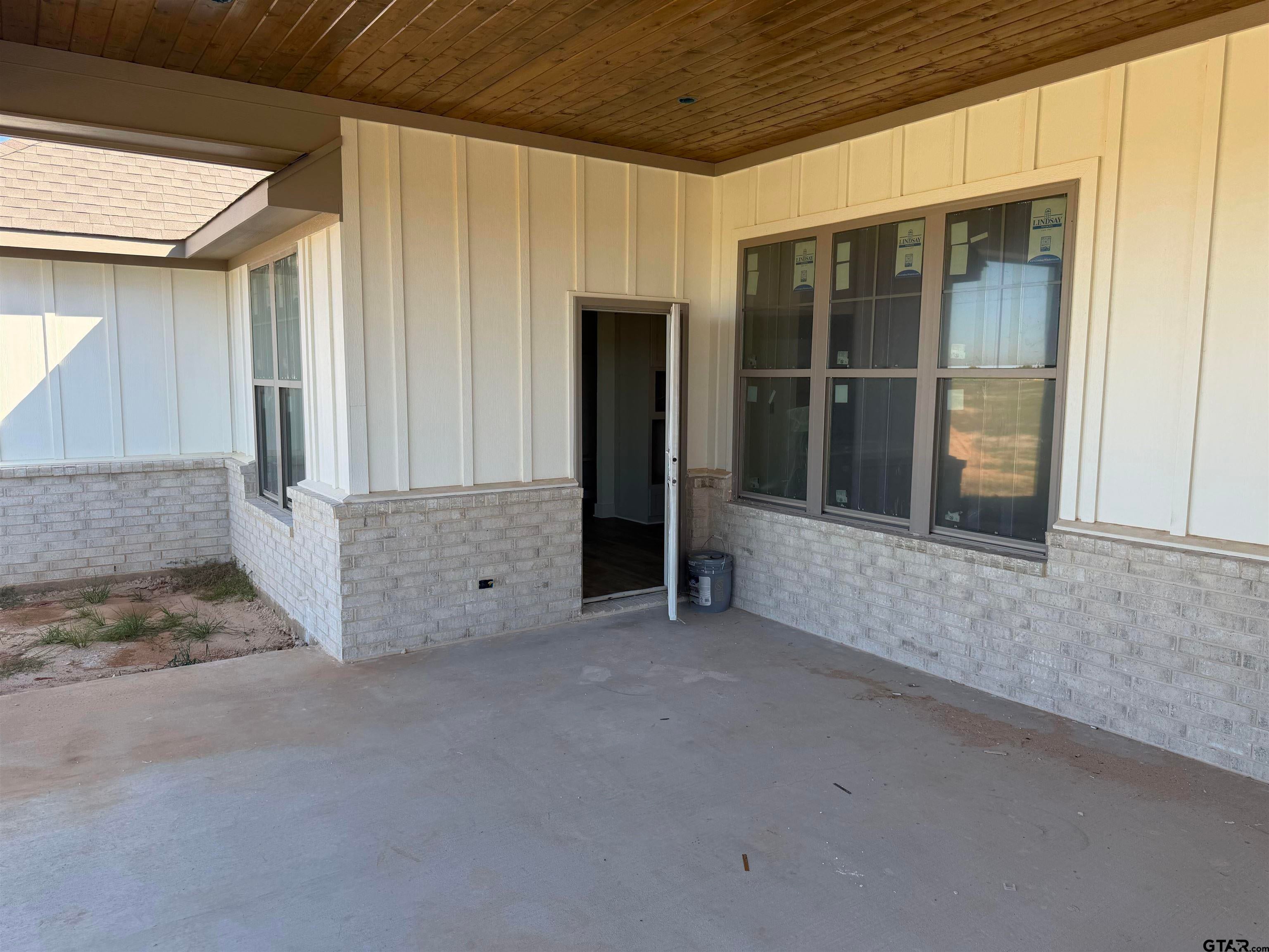 16321 County Road 441