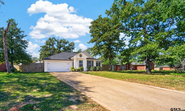 414 MOLLY LN, LINDALE, TX 75771 - Image 5bb3b0b3974ec9920baefa0f5fb1a2fb/3701775747