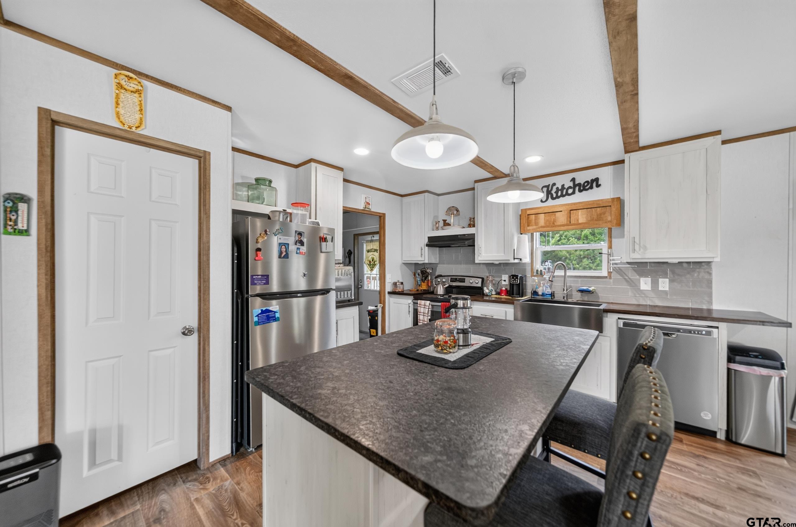 20765 Joe Paul Ln