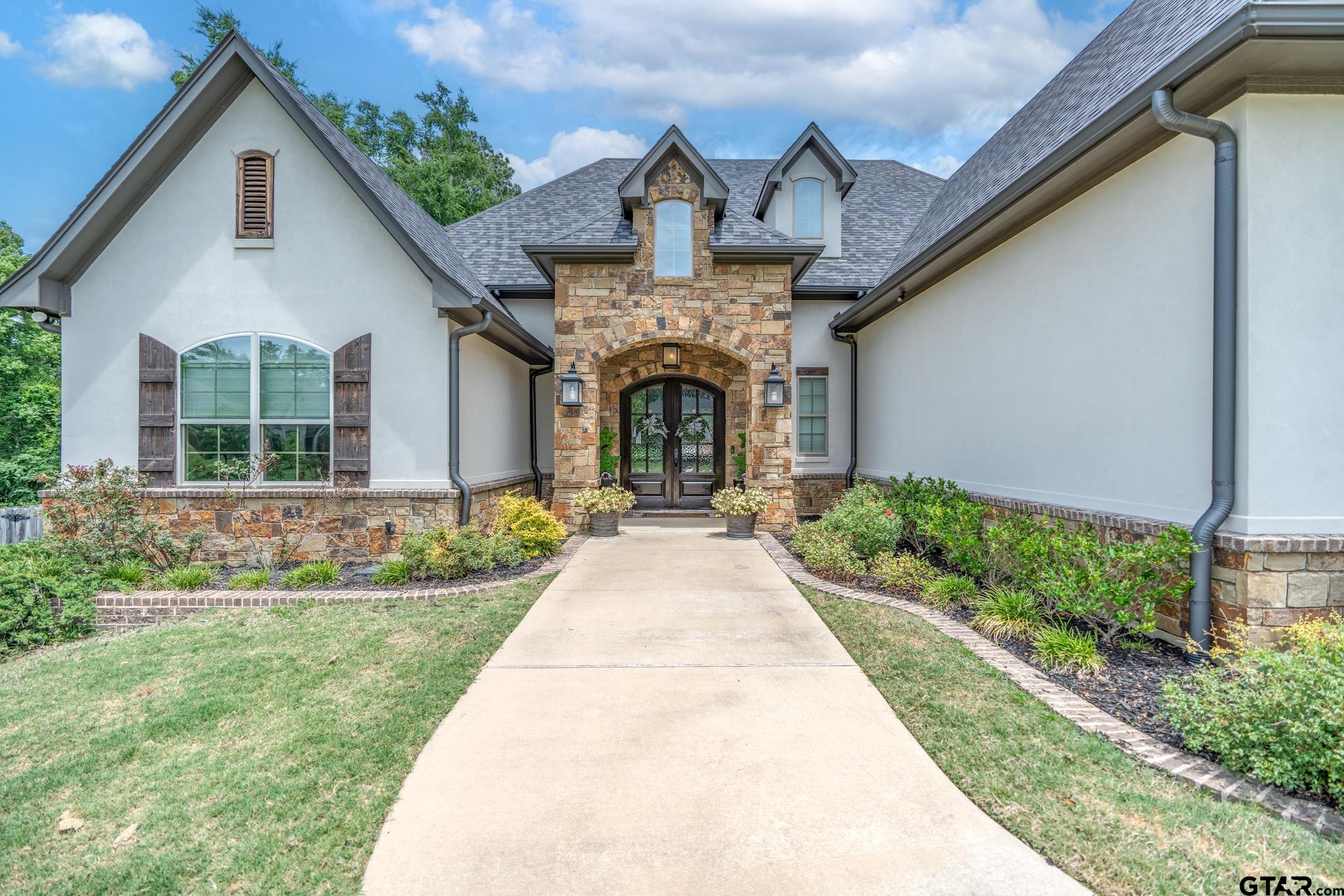 11056 Hidden Hollow Ln