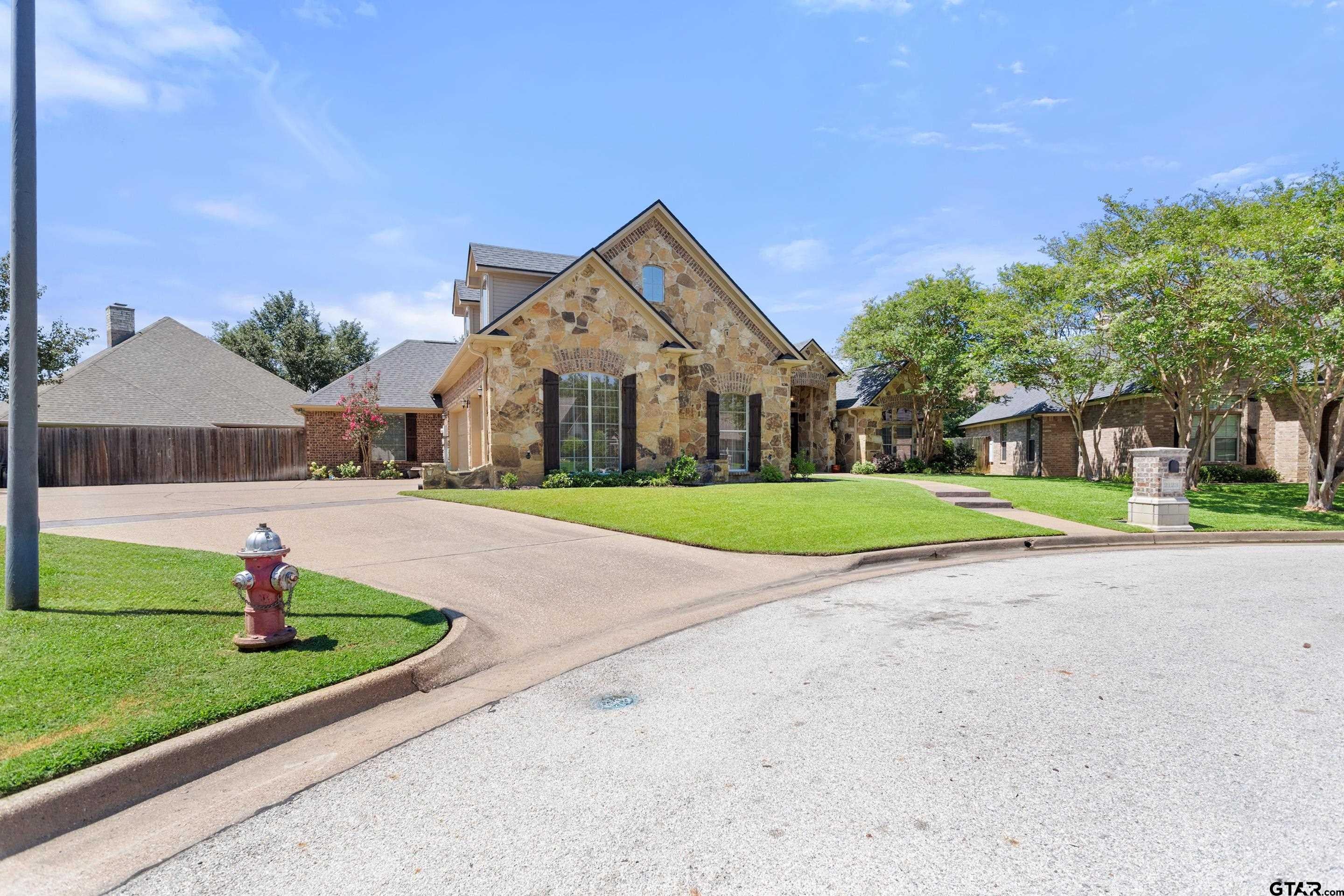 2123 Winthrop Ct.