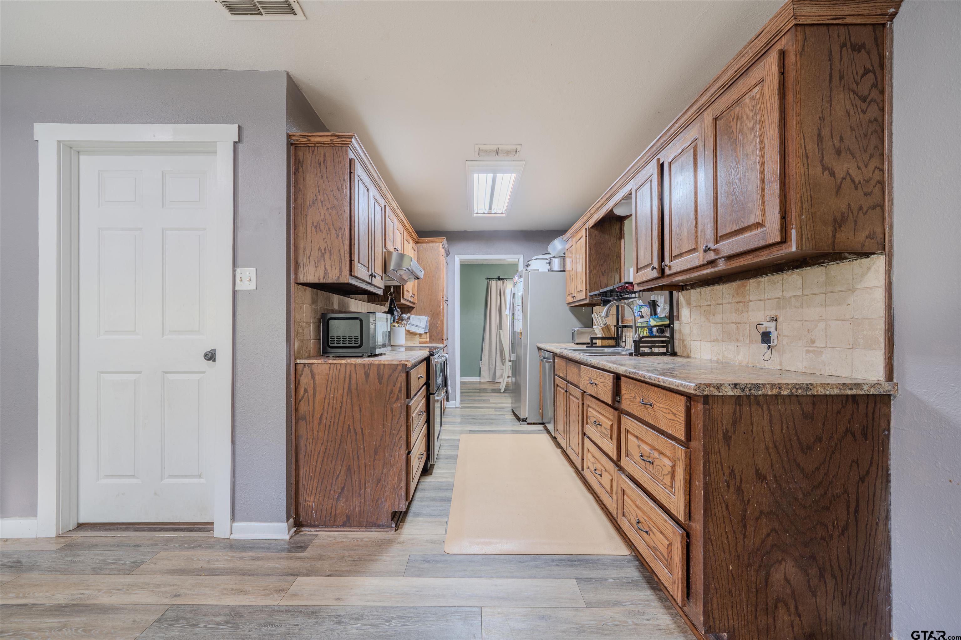 1129 Garden Dr
