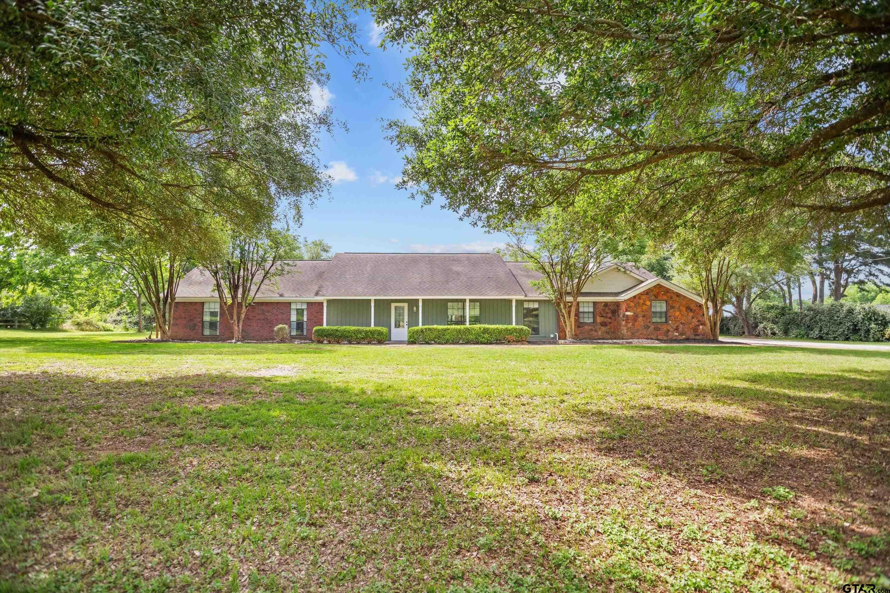 416 E State Highway 21