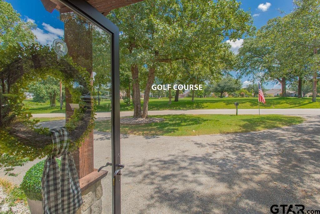 224 Hide Away Ln East