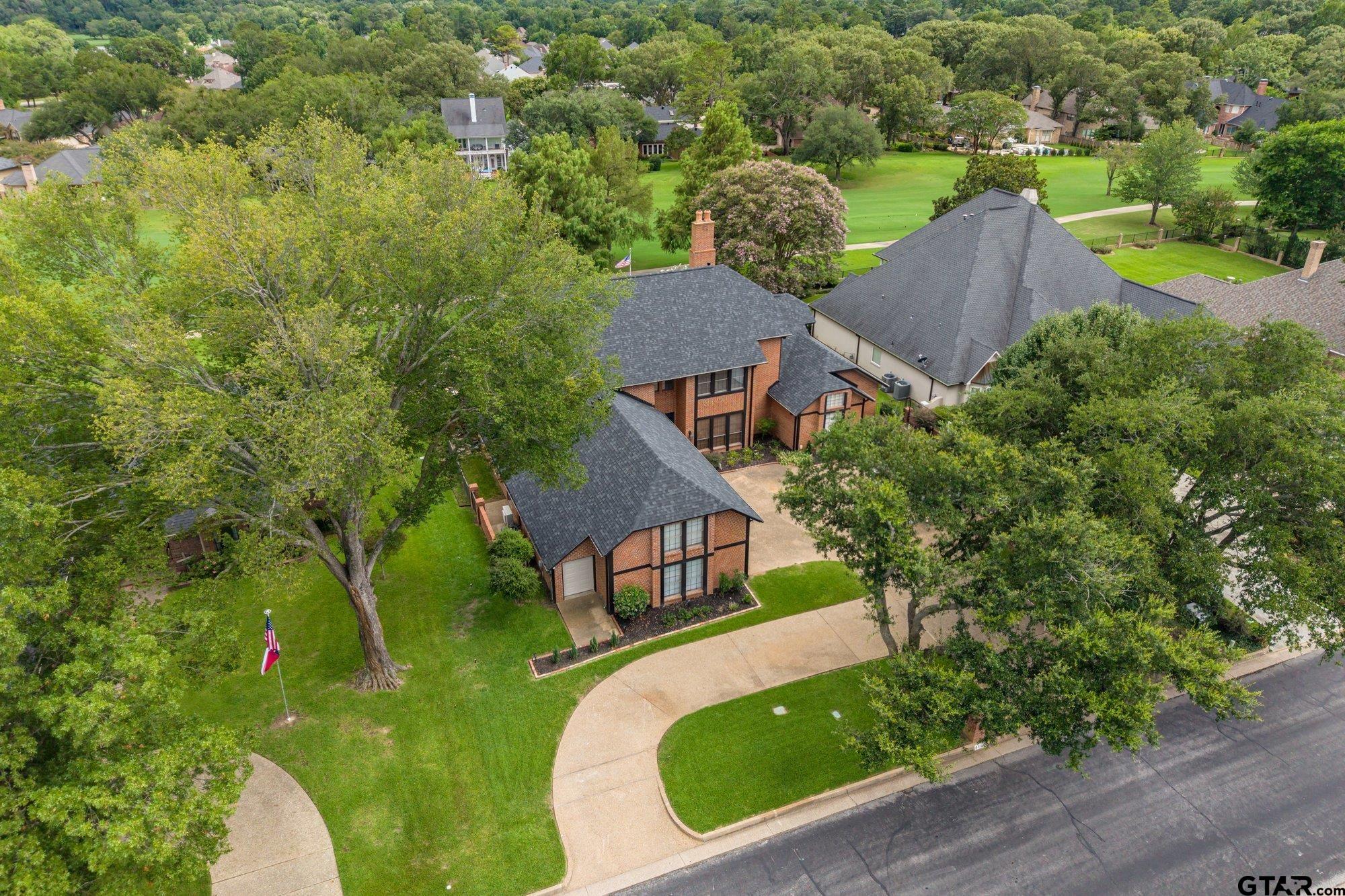 6500 Hollytree Circle