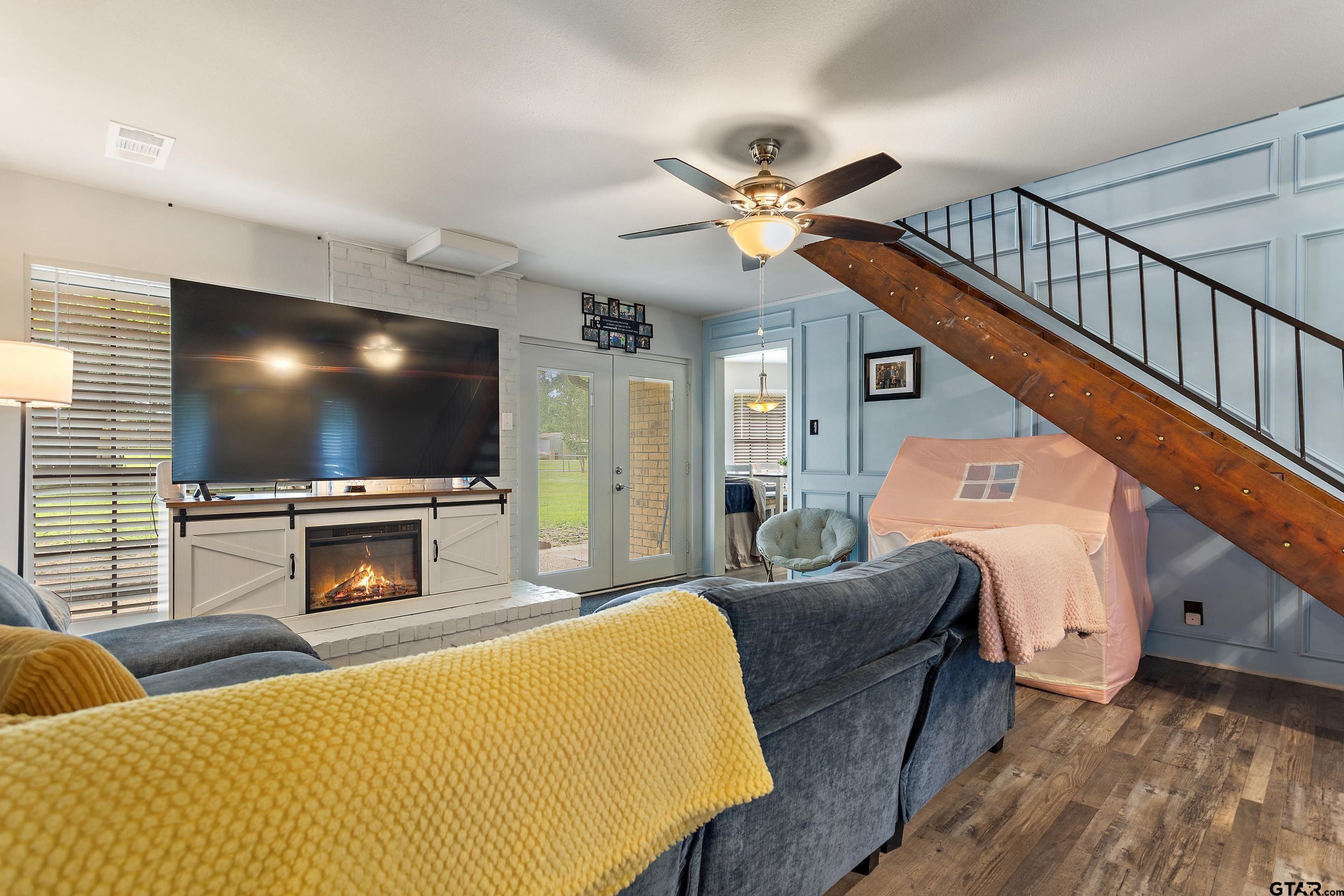 680 Woodbine Dr.