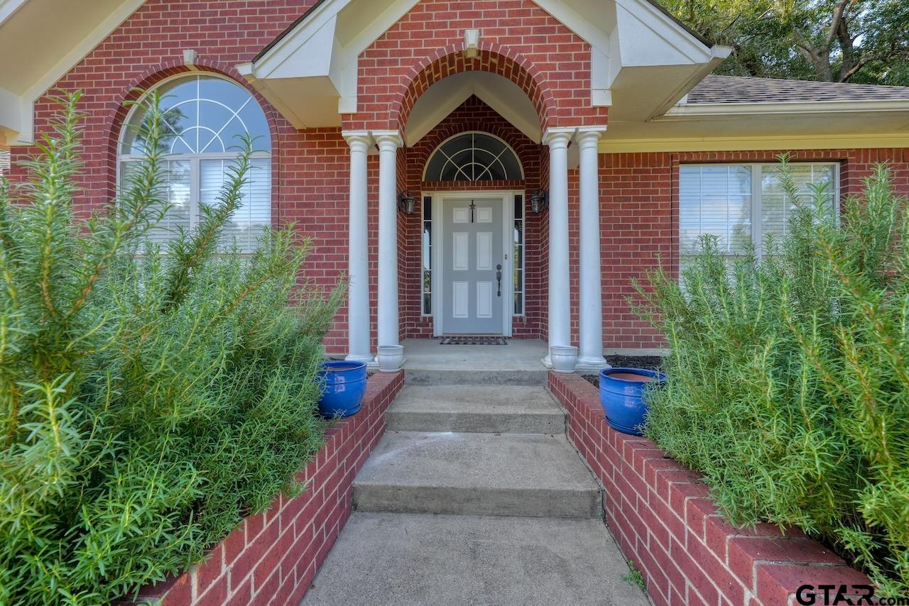 1501 Tall Timber Drive
