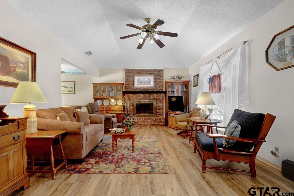 324 Texas Drive