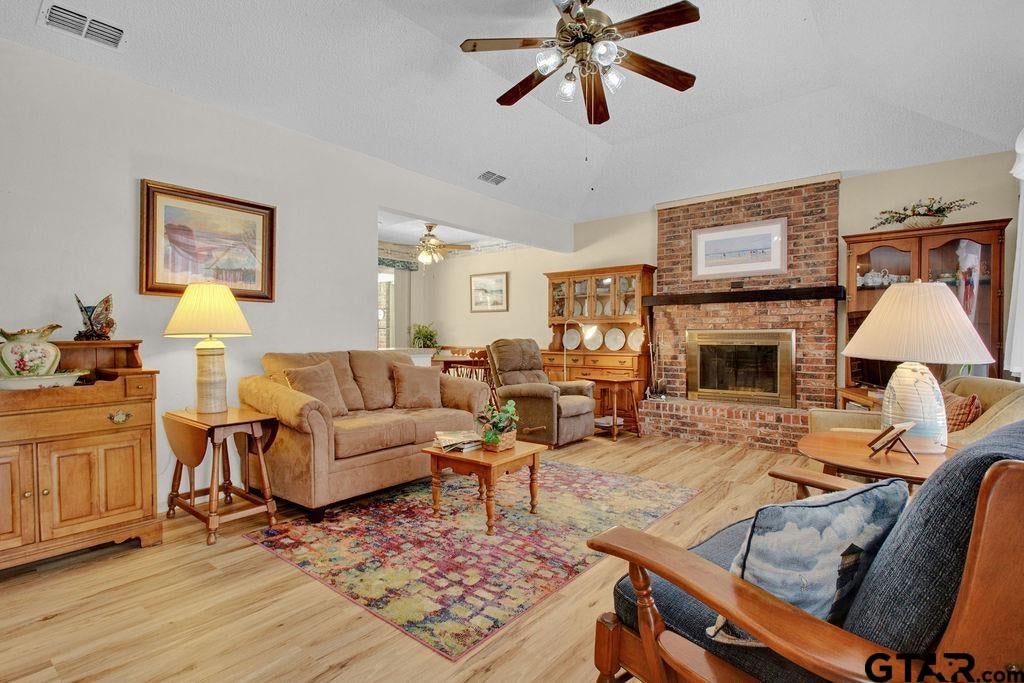 324 Texas Drive
