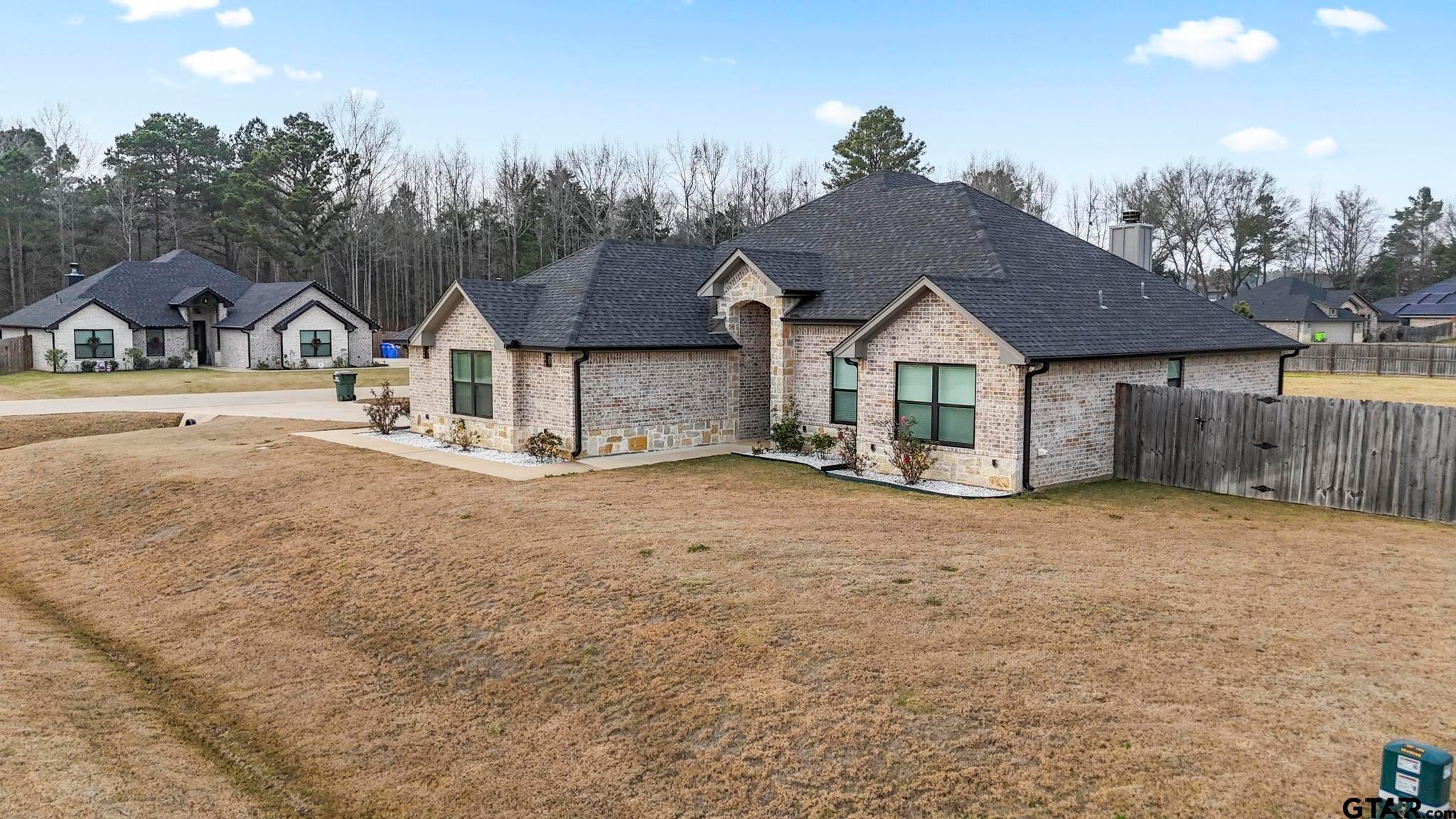 14144 Foxtail Dr