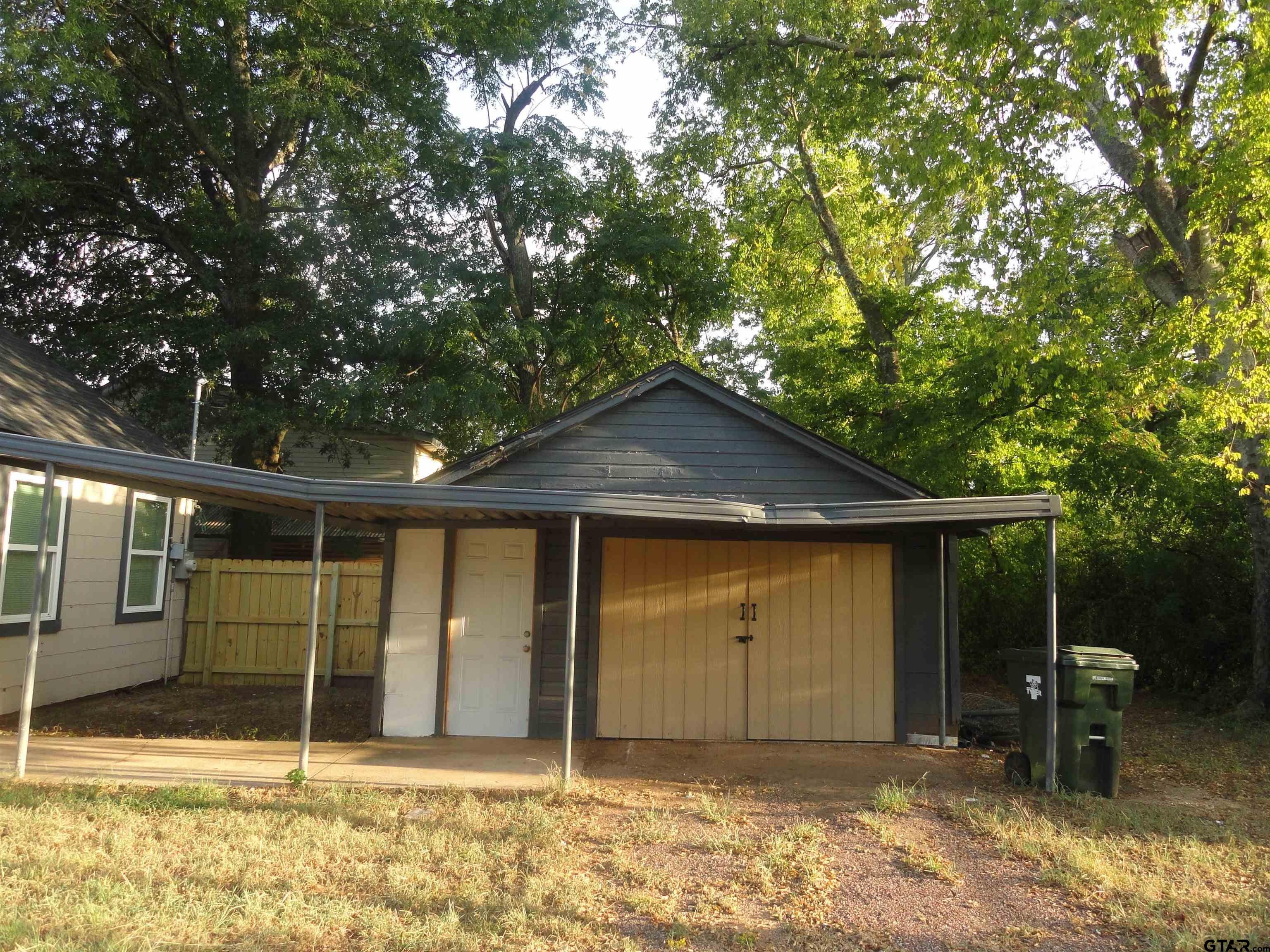 1203 S GLENWOOD