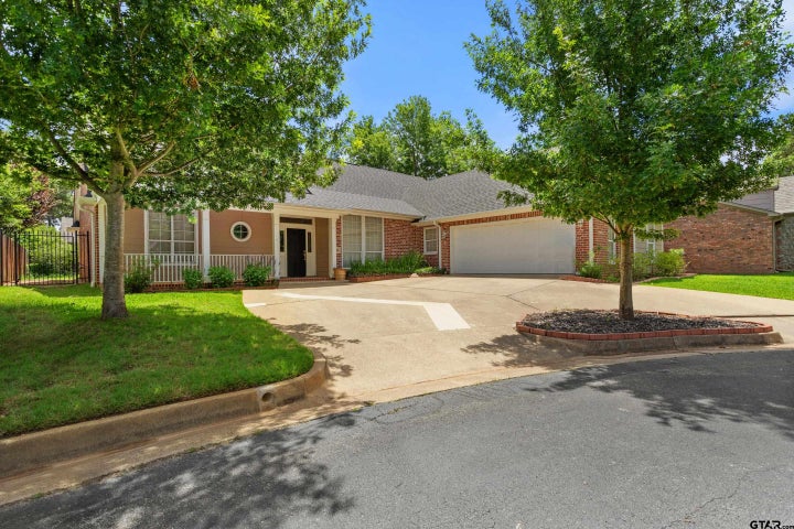 Photo 1 of 29 — 3866 Broadmoore Ct, Tyler, TX 75707