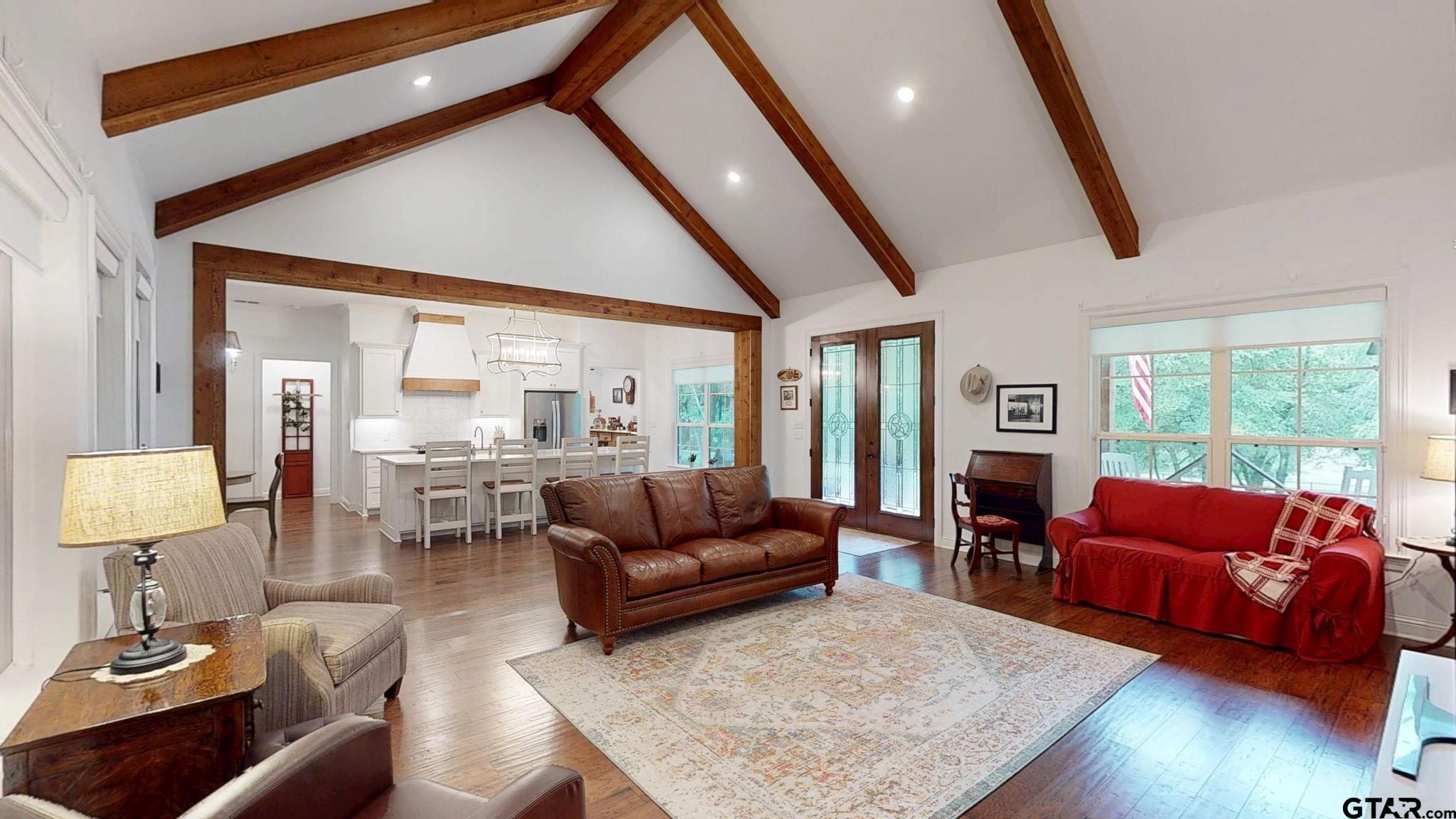 805 County Road 3802