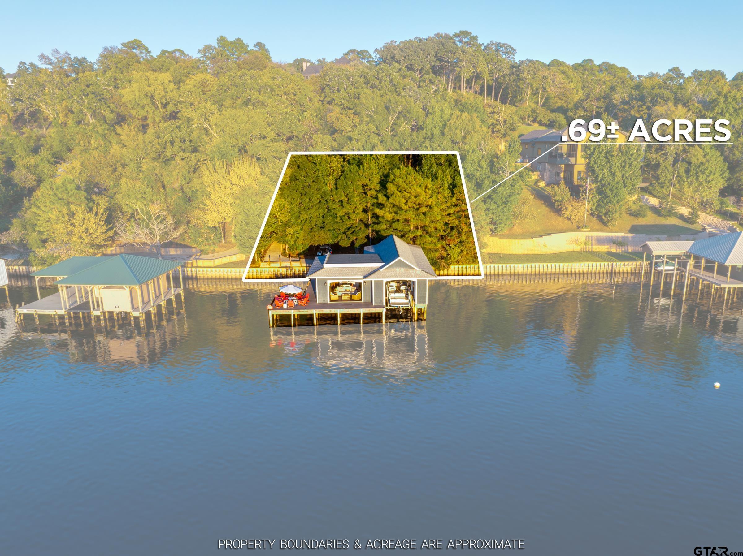 131 N Lake Bluff Drive