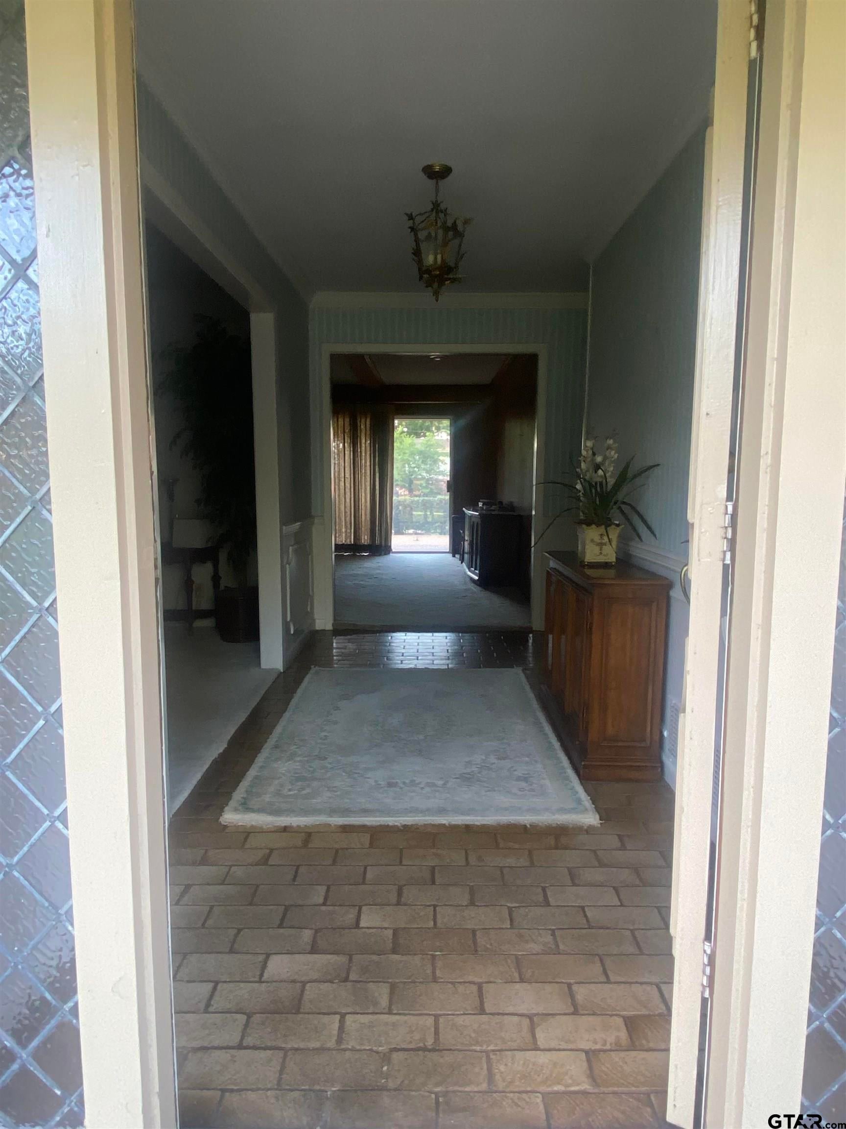 2110 Mcdonald Rd