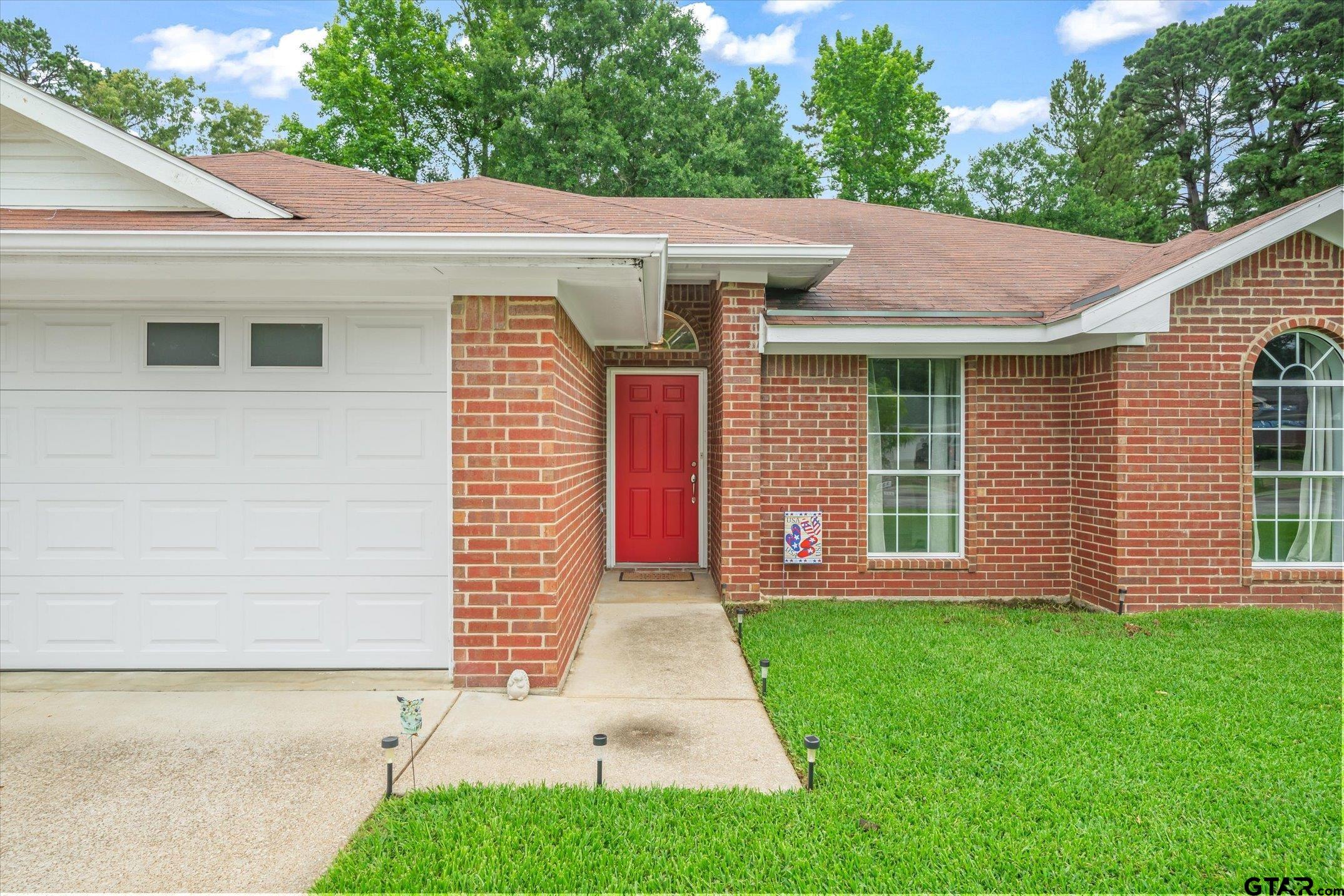 341 Frederick Cir