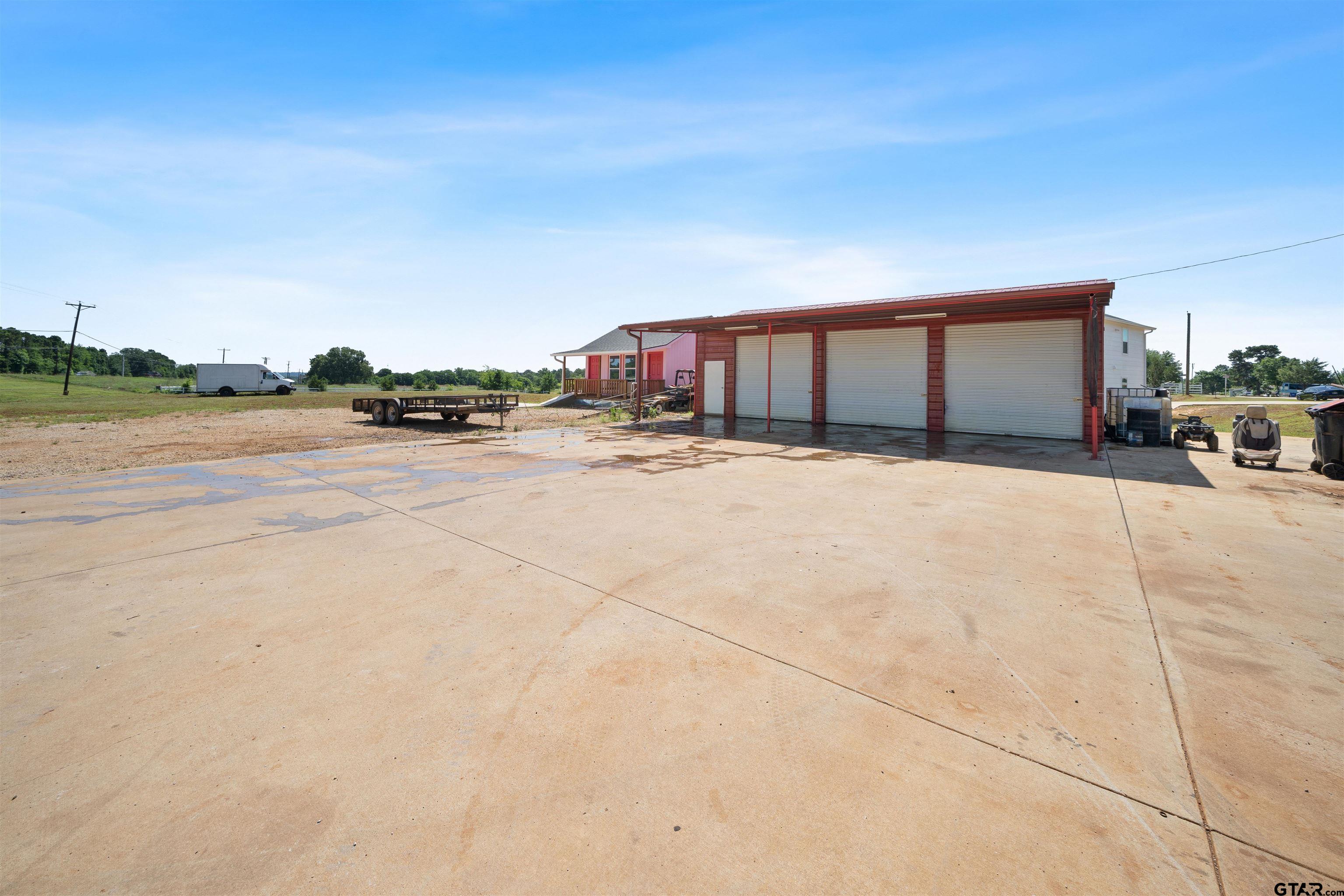11022 Hwy 271