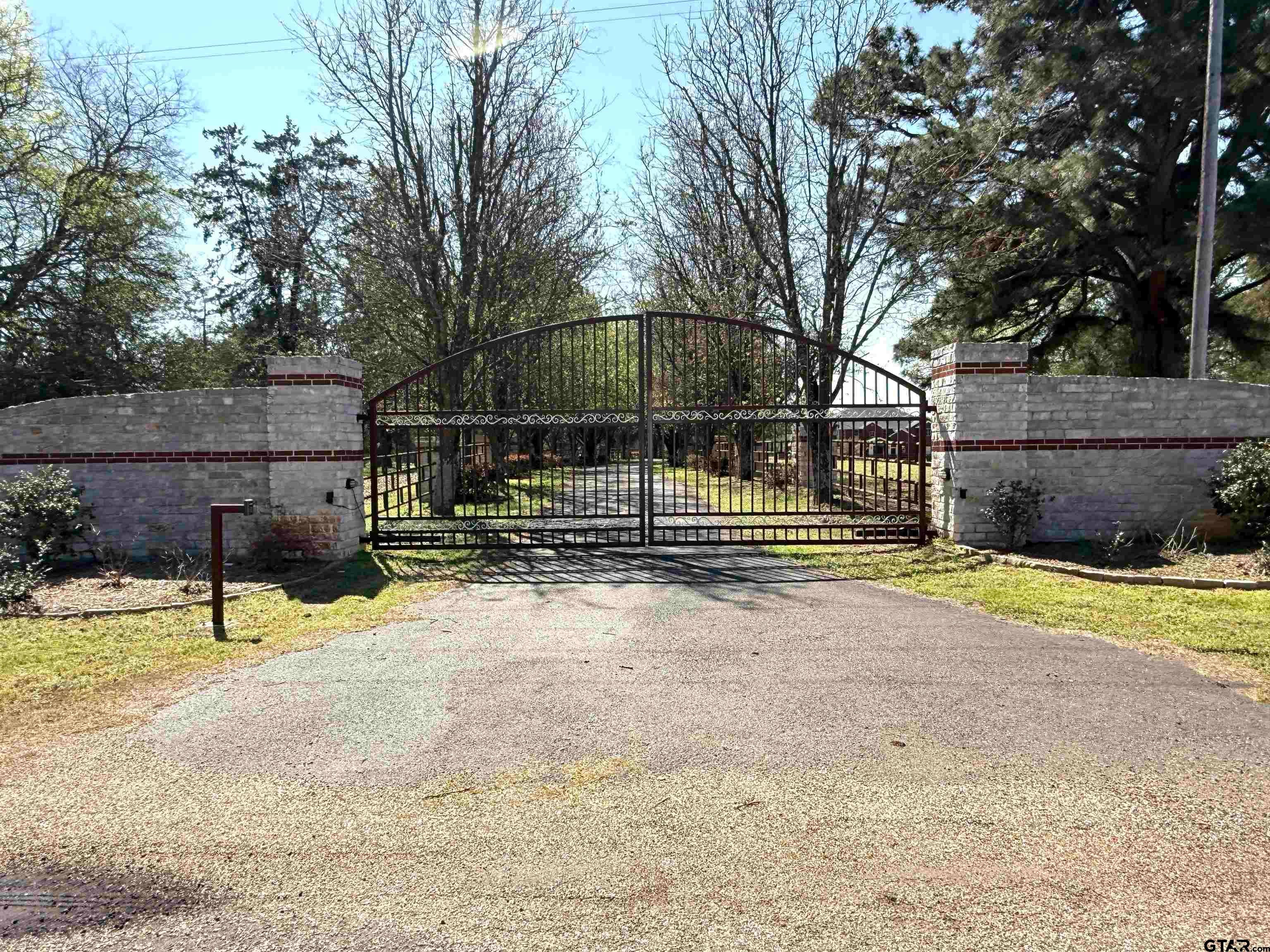 890 County Road 3240