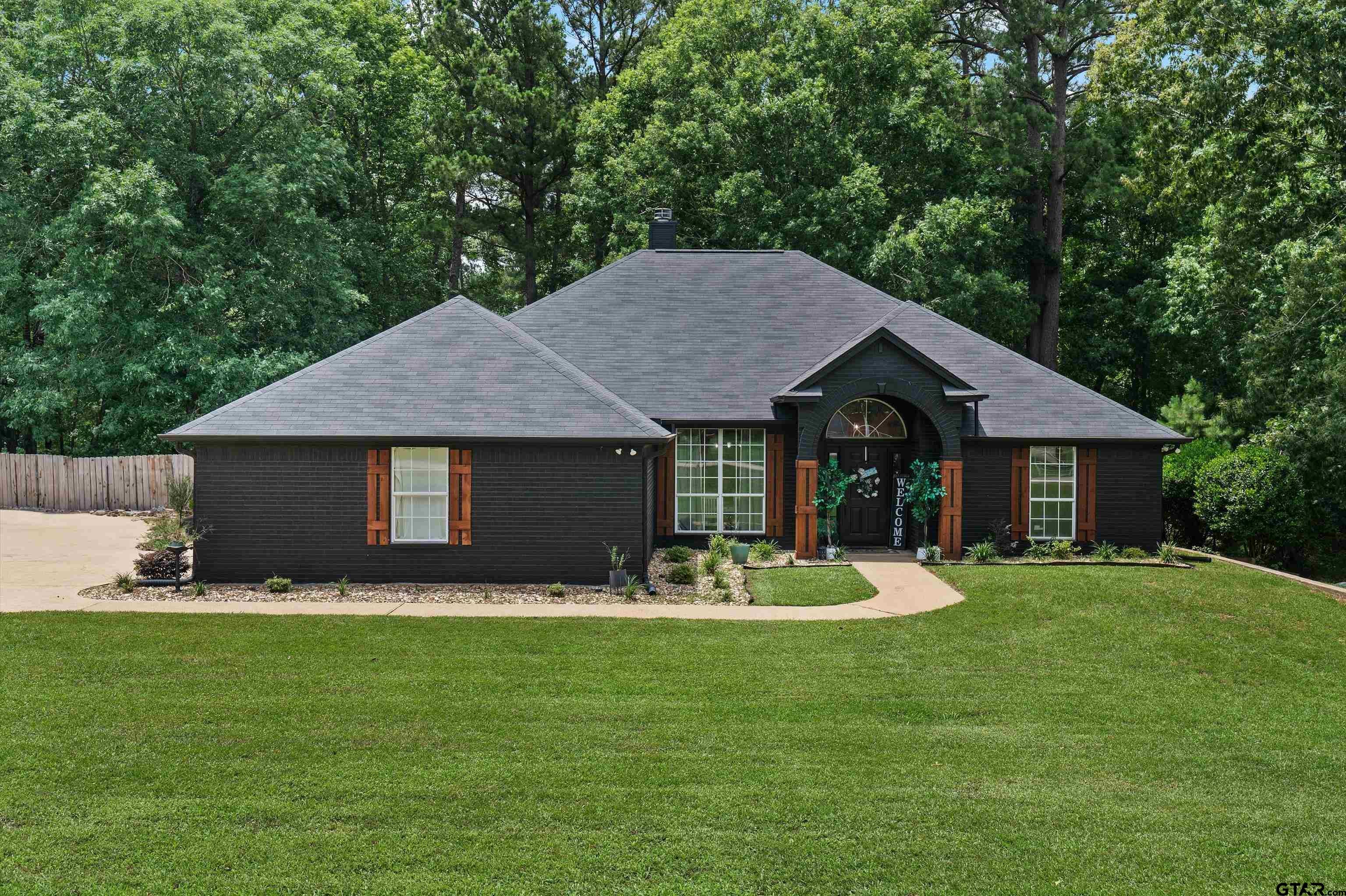 184 Greenwood Ranch Dr
