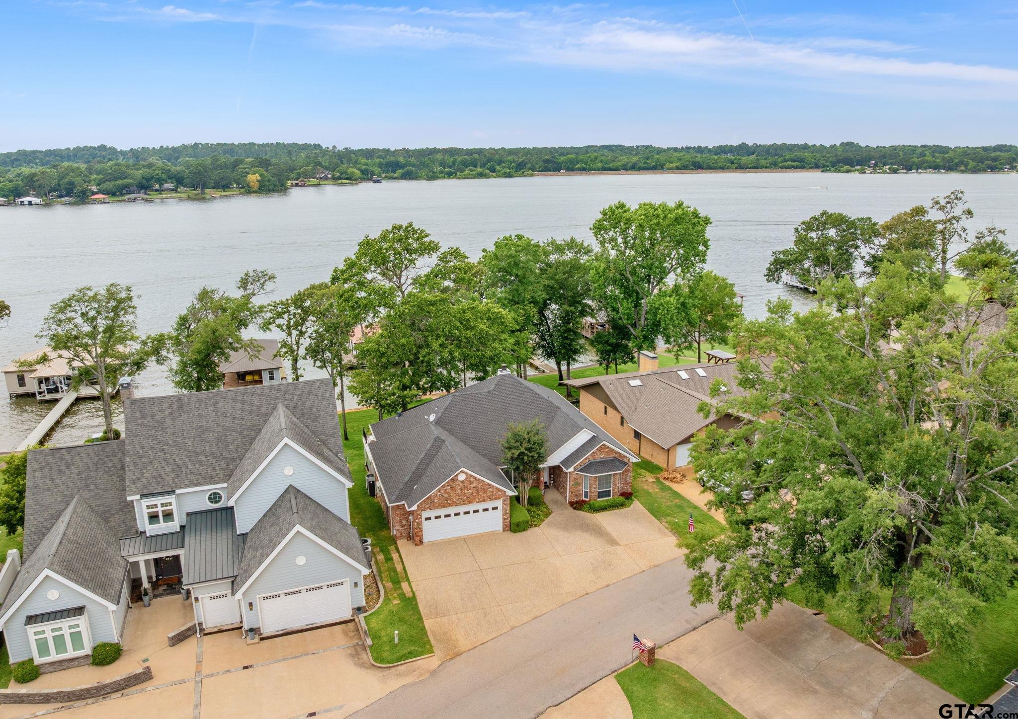 280 N Bay Dr