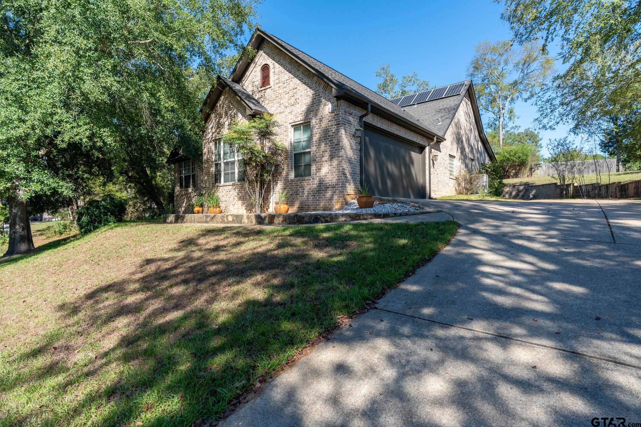 13307 Dustin Rd