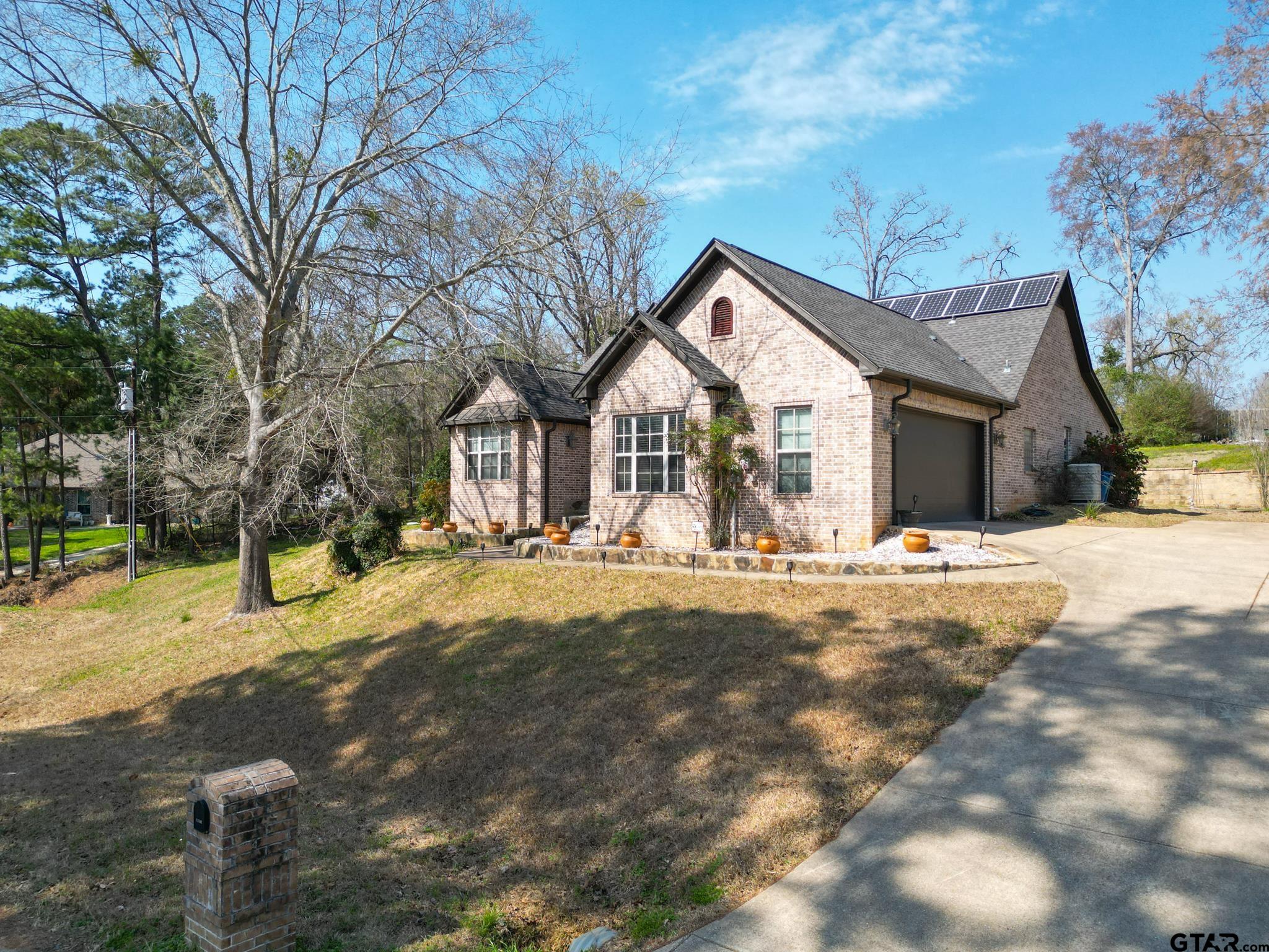 13307 Dustin Rd
