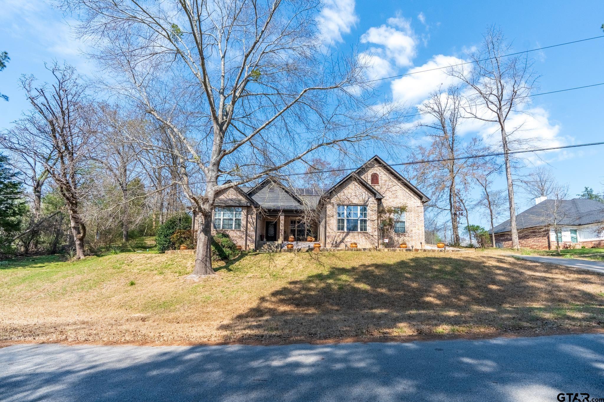 13307 Dustin Rd