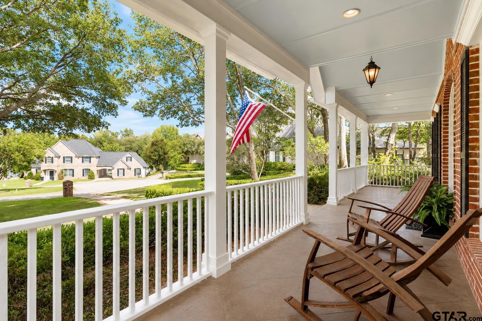 1328 Cold Water Cove