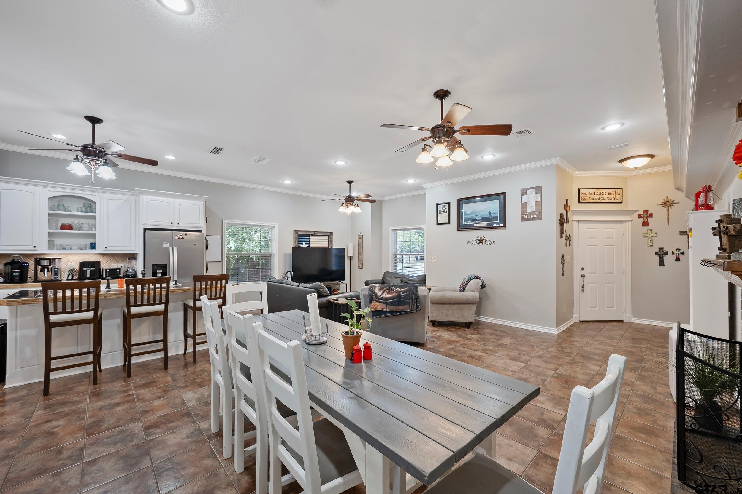 405 Husky Drive