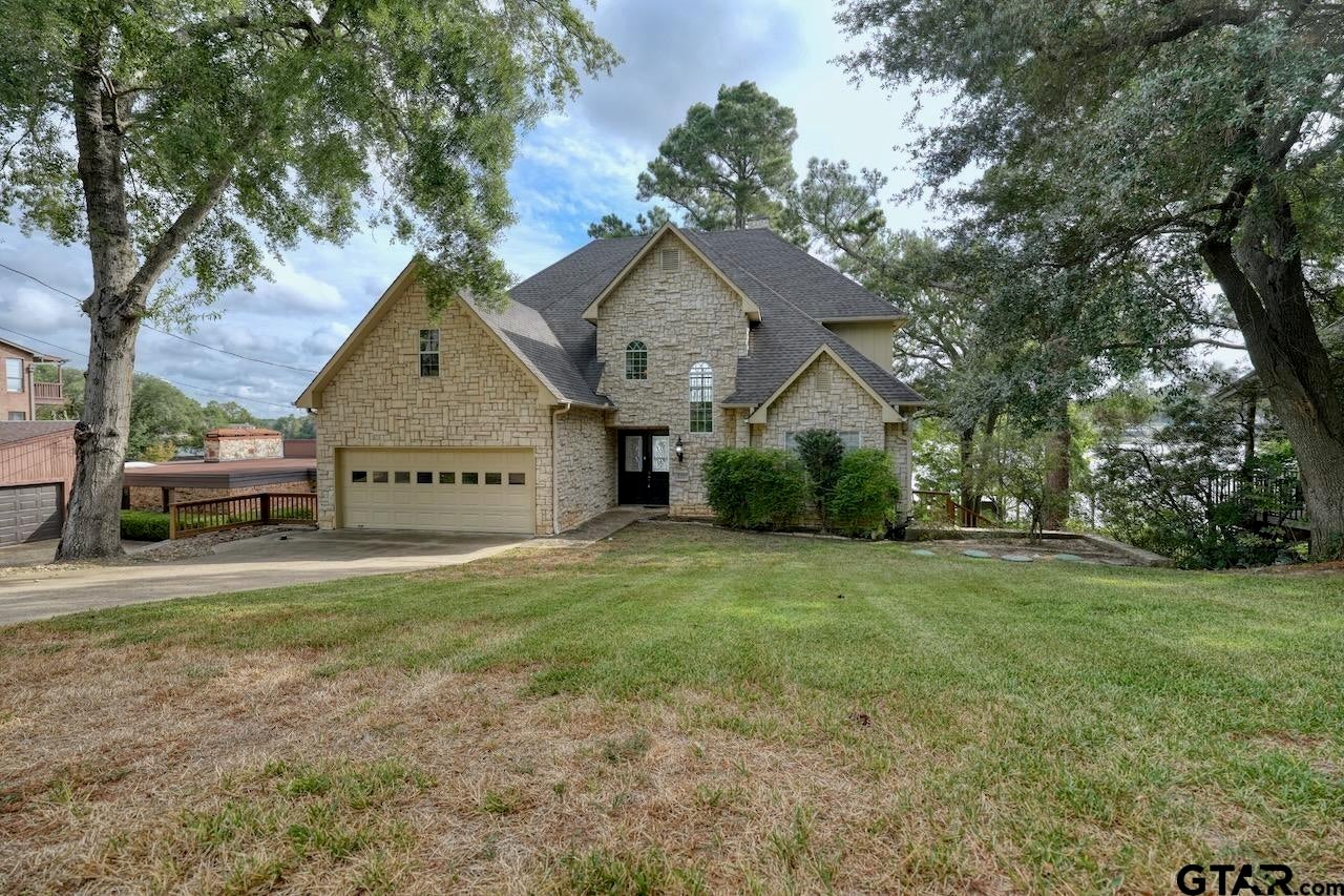 1333 Hideaway Lane W