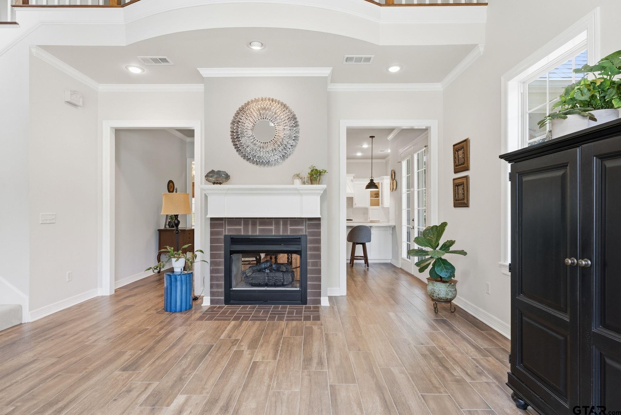 3966 Charleston Park
