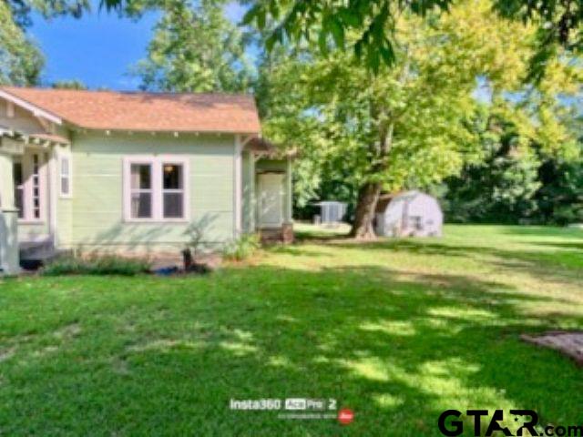 415 W Walston