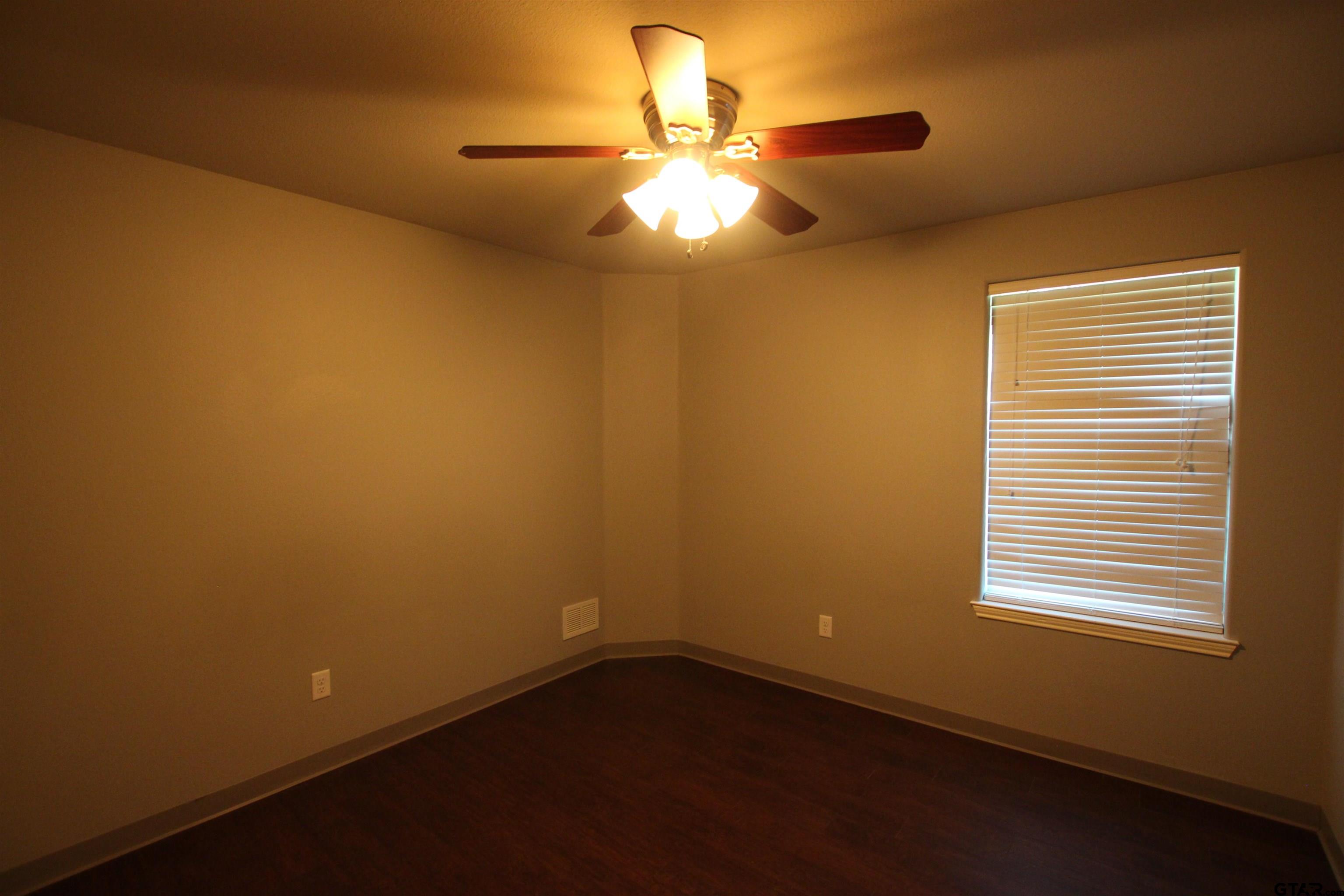 2528 Westminster