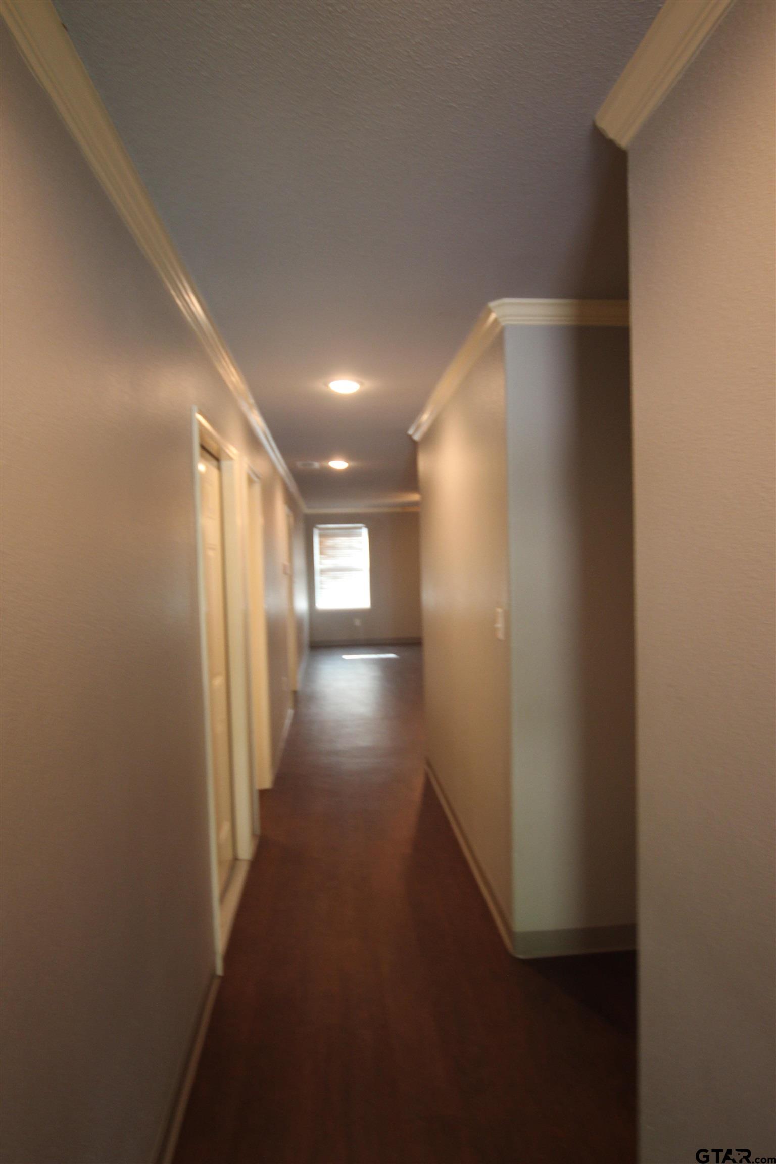 2528 Westminster