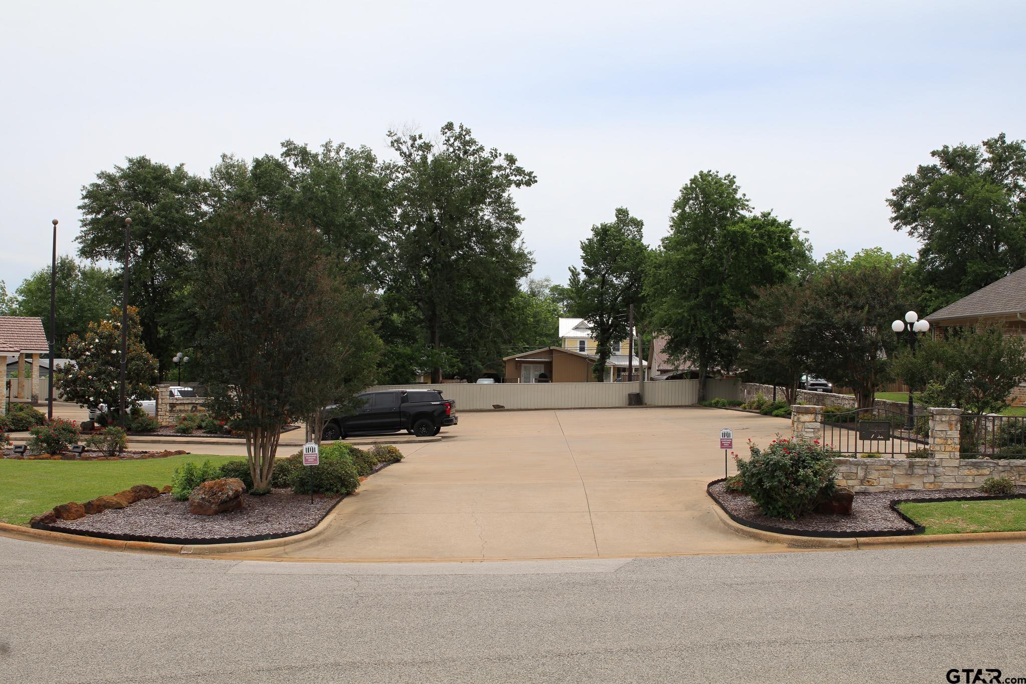 404 Wynn Dr.