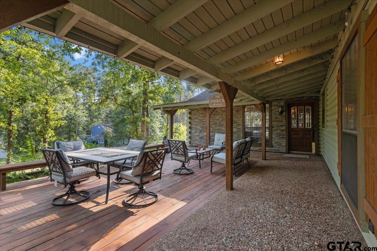 1603 Pineview Ln