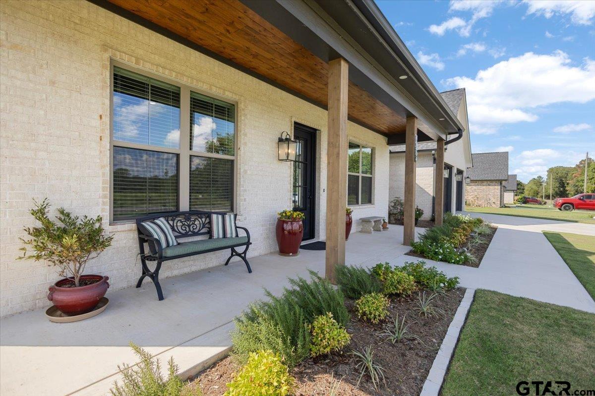 15404 County Road 1100