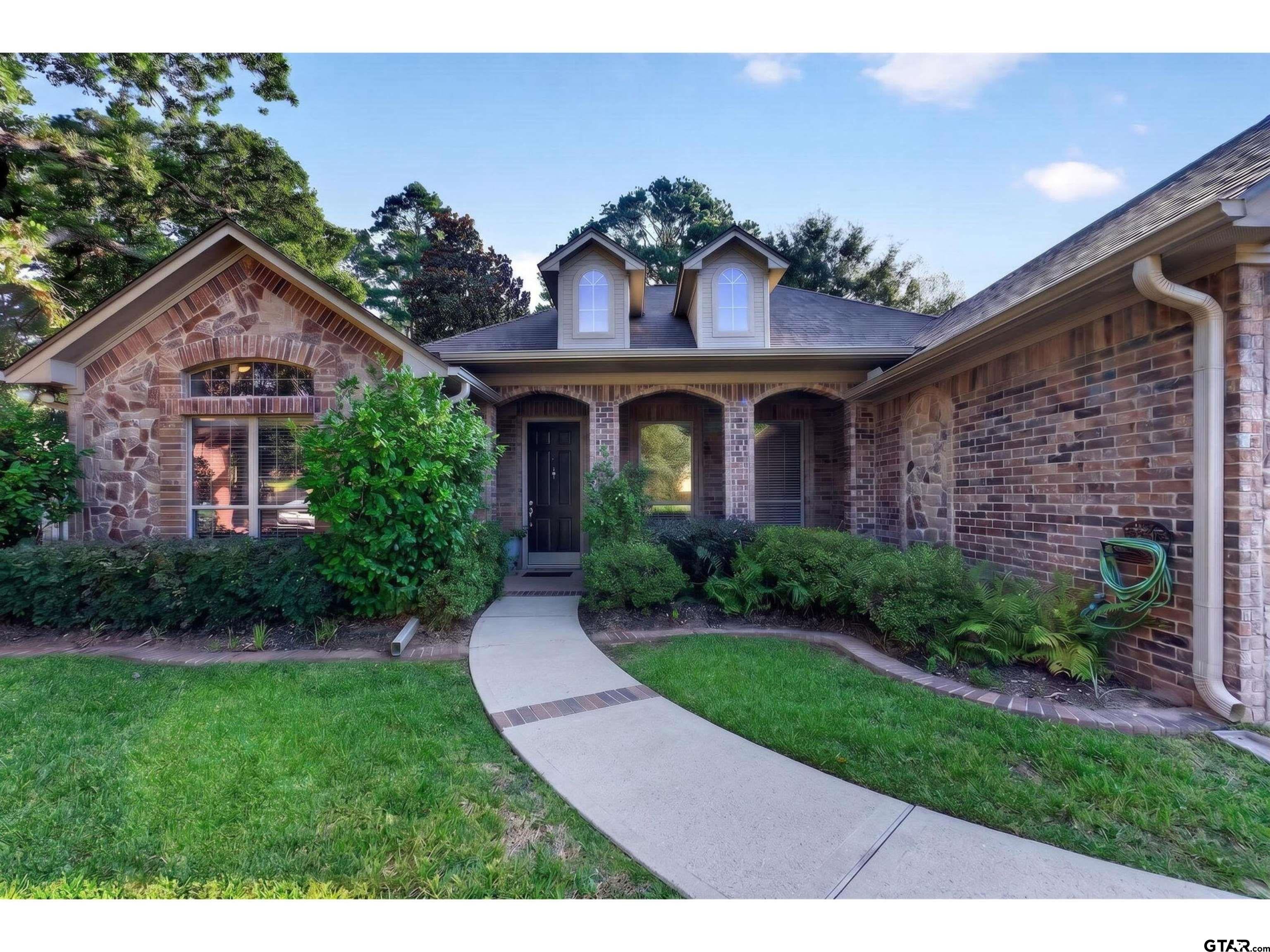 5415 Andover Dr