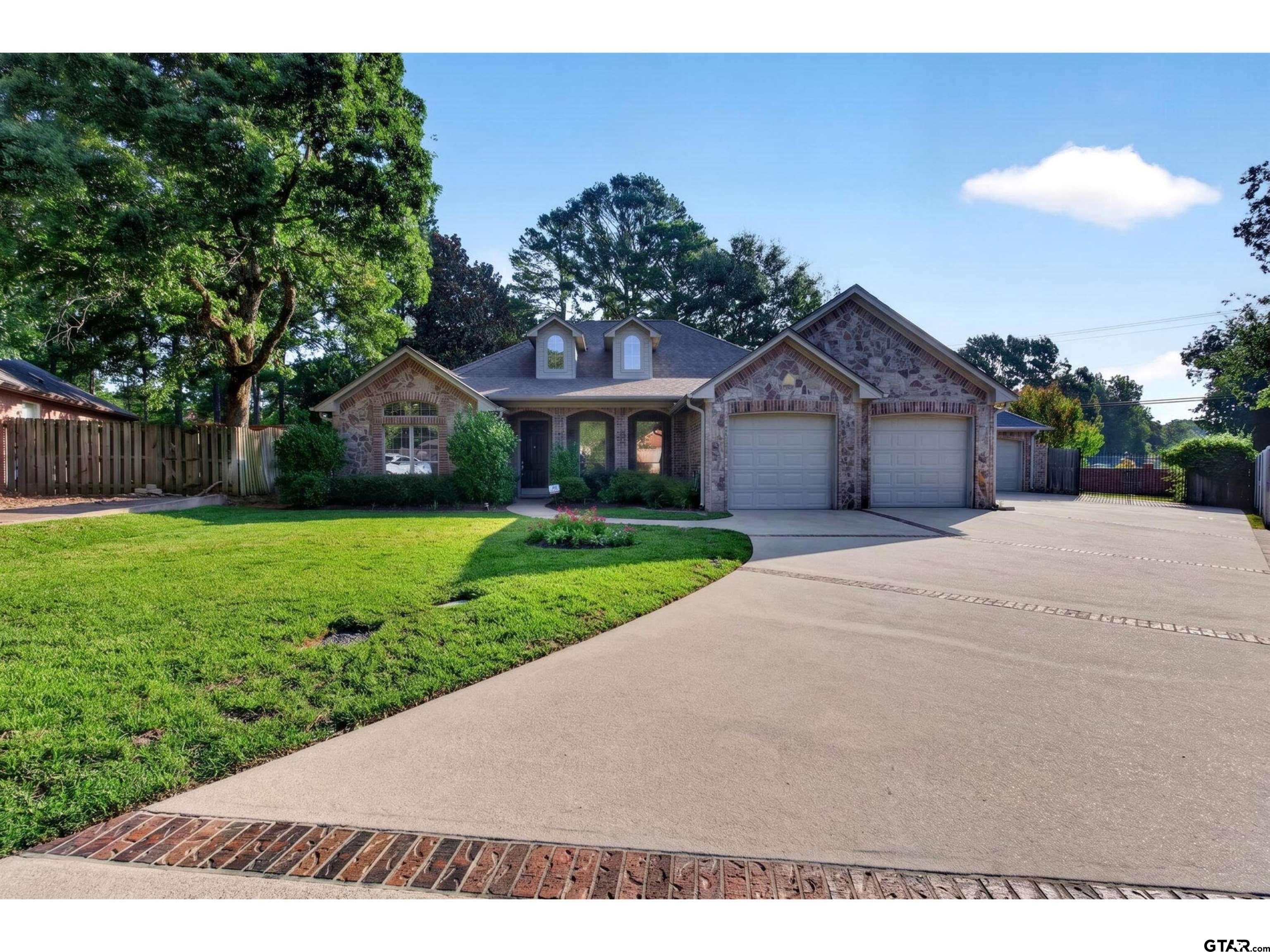 5415 Andover Dr