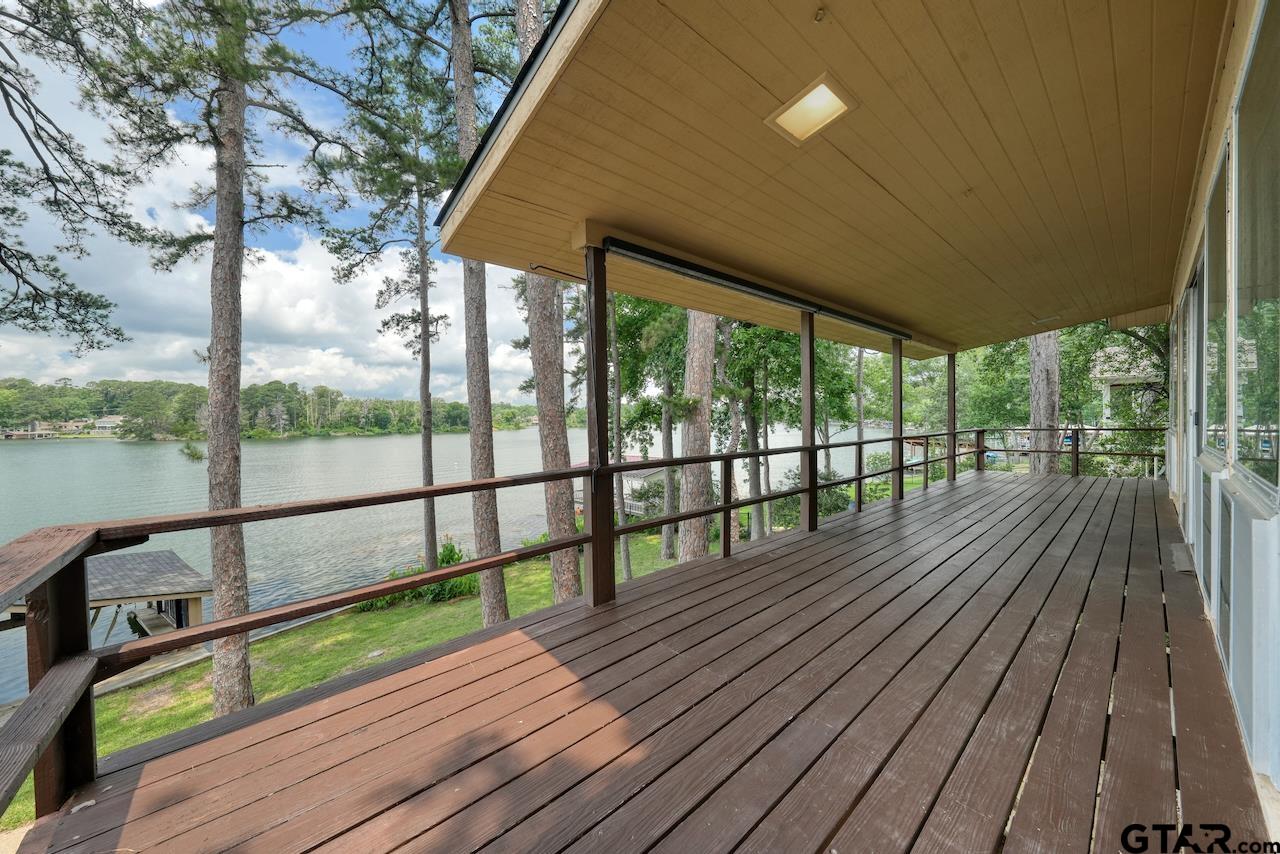 338 Hideaway Ln Central