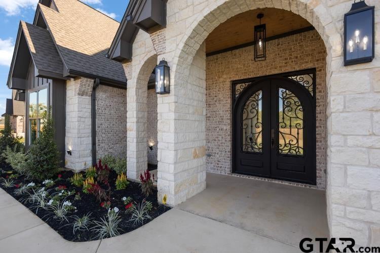 12291 Madison Crossing