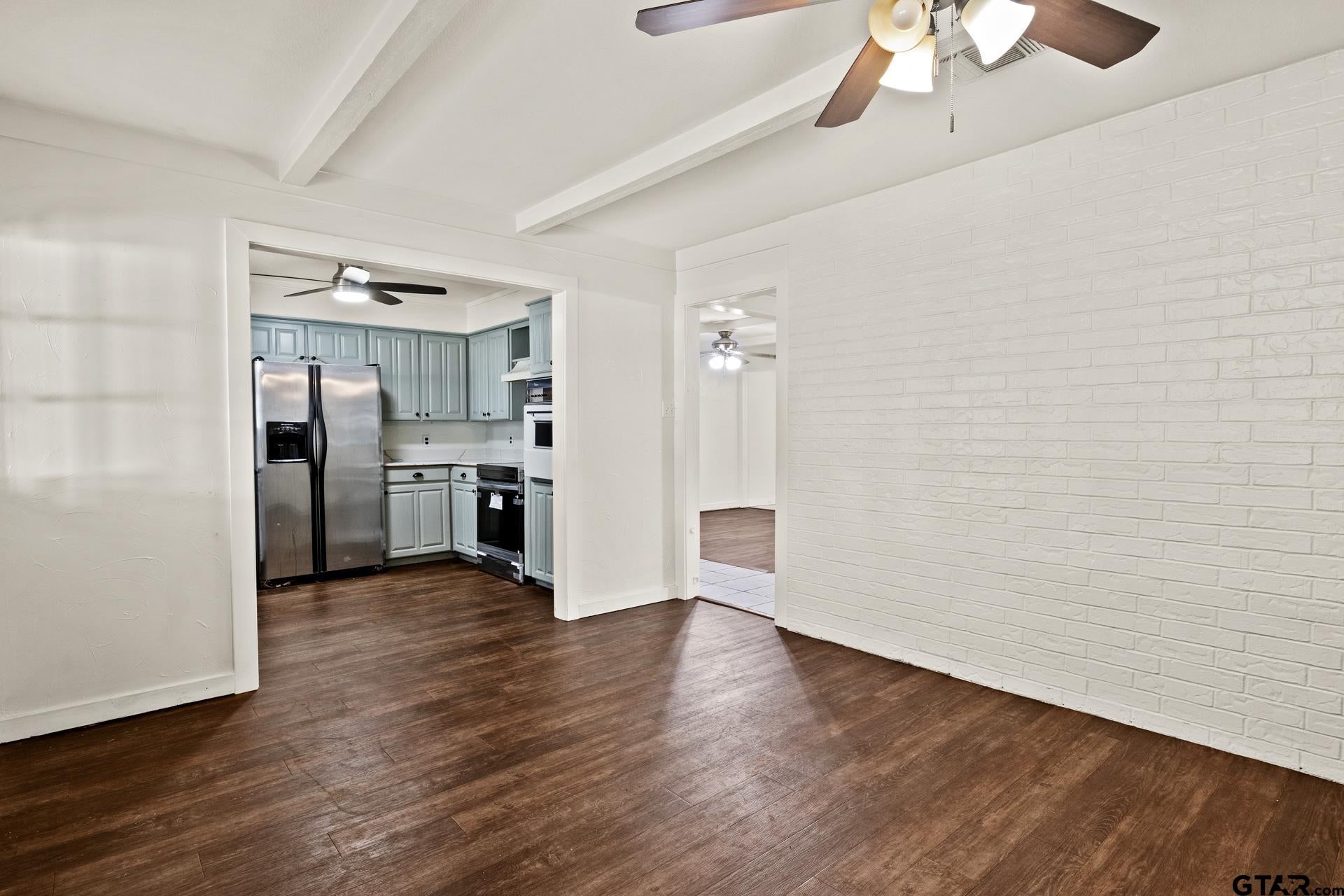 502 Southgate