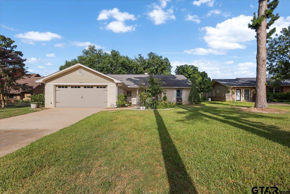 235 Fairlawn