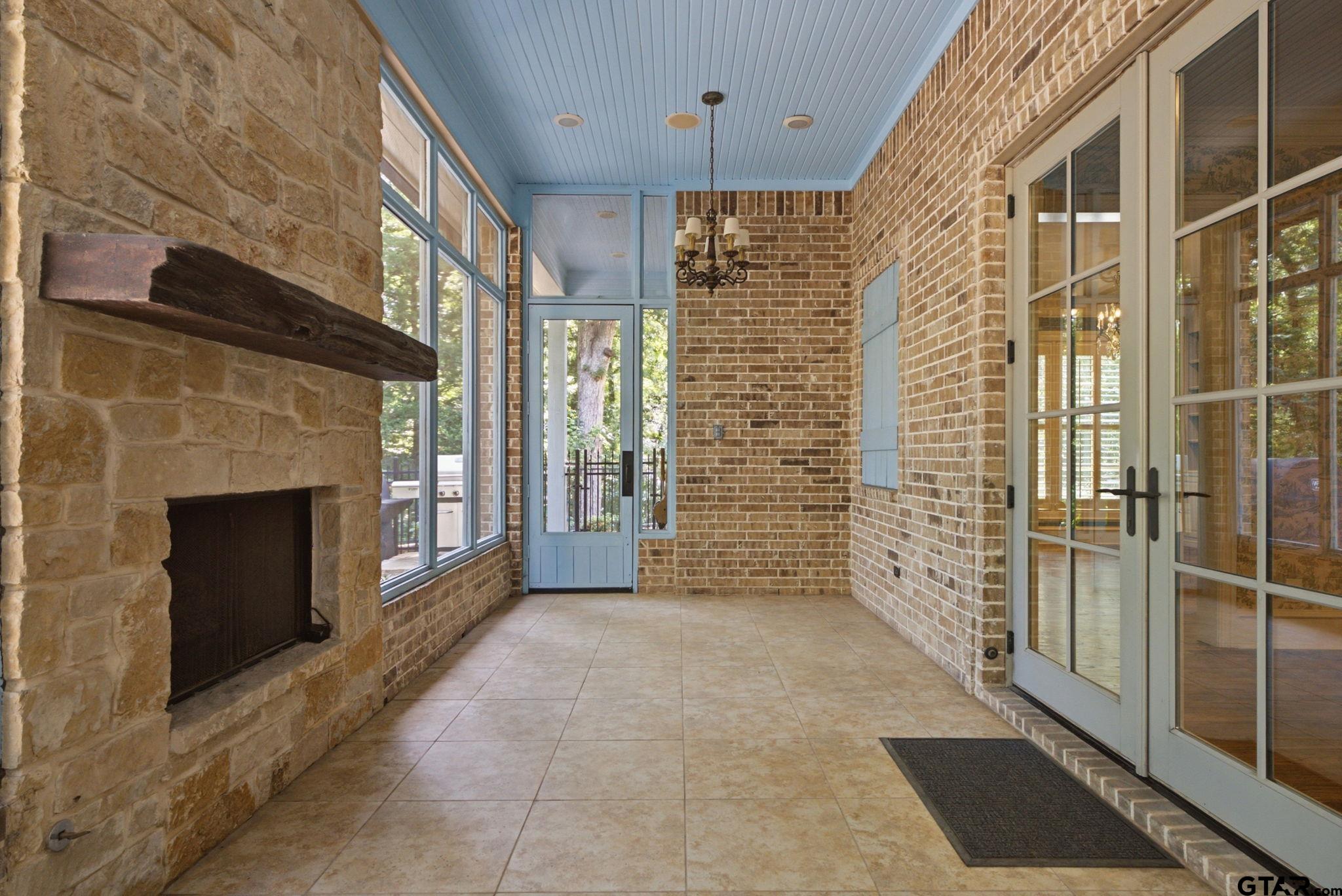 3312 Ridge Bluff Cir, Tyler, TX, 75707, USA, 4 Bedrooms Bedrooms, ,5 BathroomsBathrooms,Residential,Active,3312 Ridge Bluff Cir,26010886