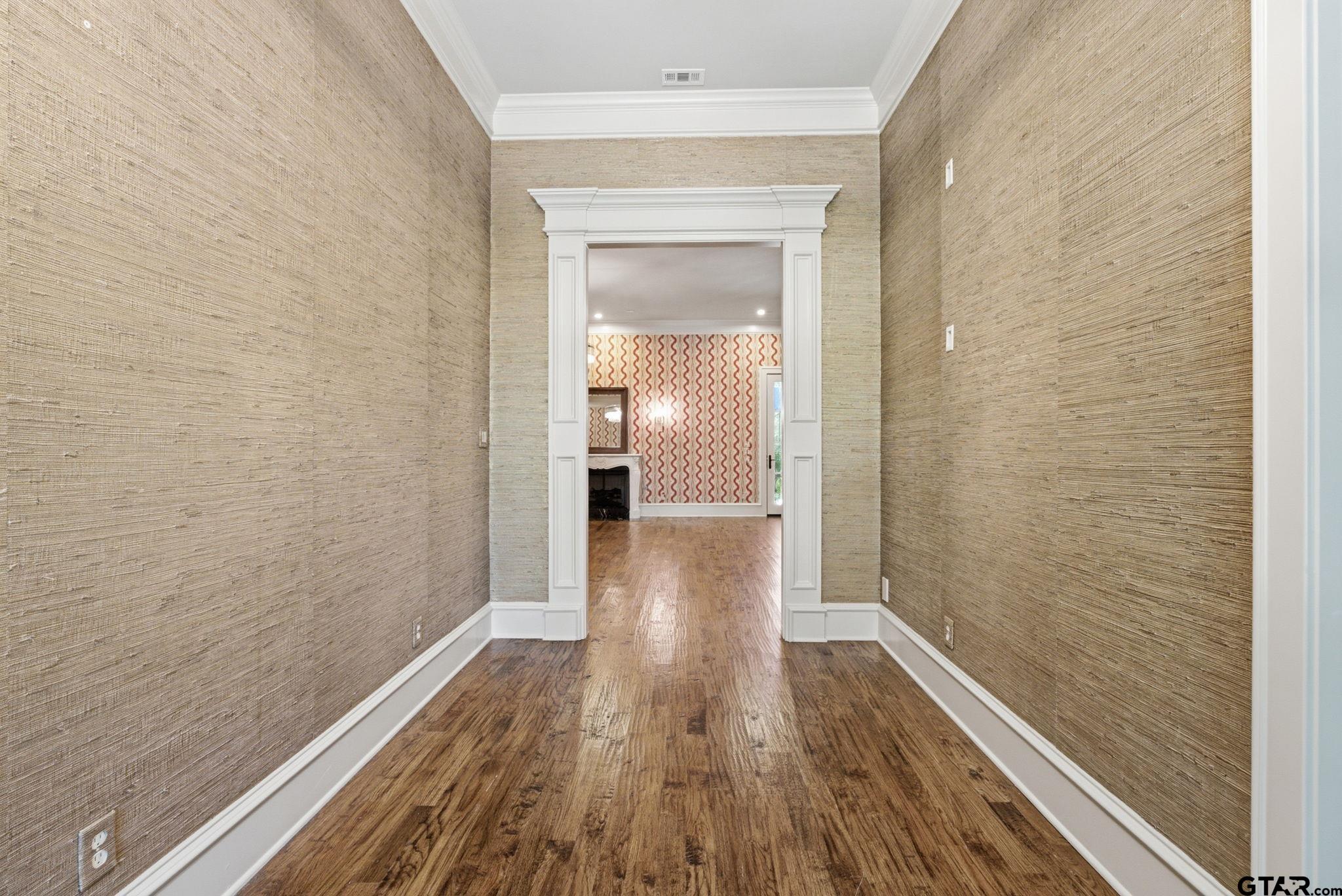3312 Ridge Bluff Circle