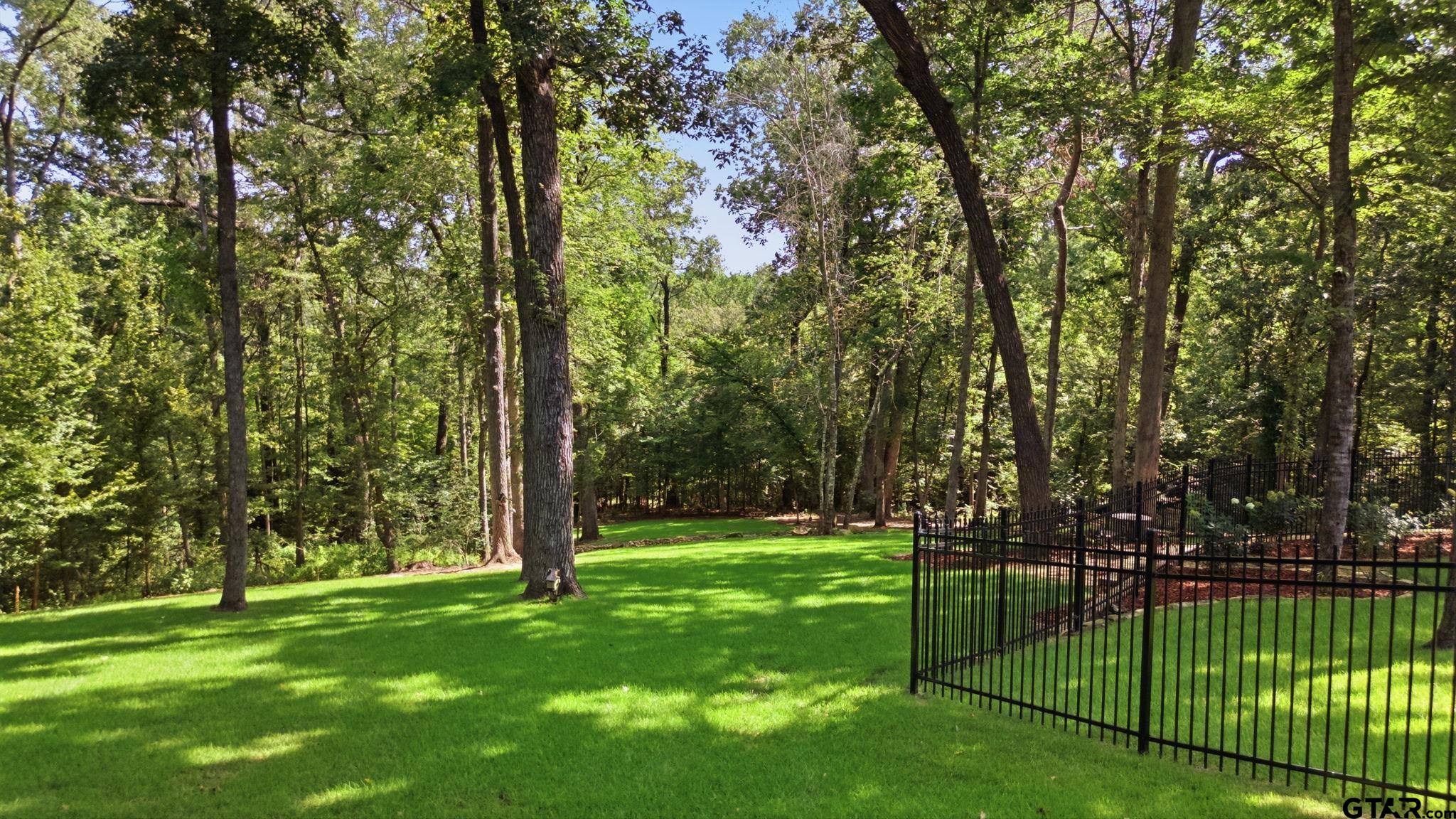 3312 Ridge Bluff Cir, Tyler, TX, 75707, USA, 4 Bedrooms Bedrooms, ,5 BathroomsBathrooms,Residential,Active,3312 Ridge Bluff Cir,26010886