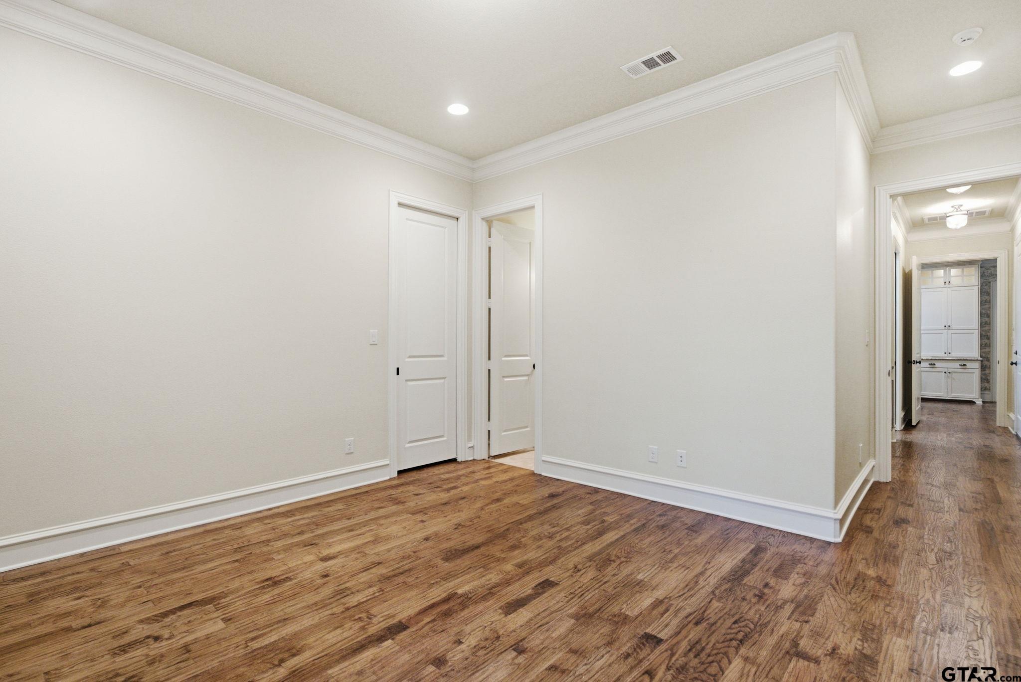 3312 Ridge Bluff Cir, Tyler, TX, 75707, USA, 4 Bedrooms Bedrooms, ,5 BathroomsBathrooms,Residential,Active,3312 Ridge Bluff Cir,26010886