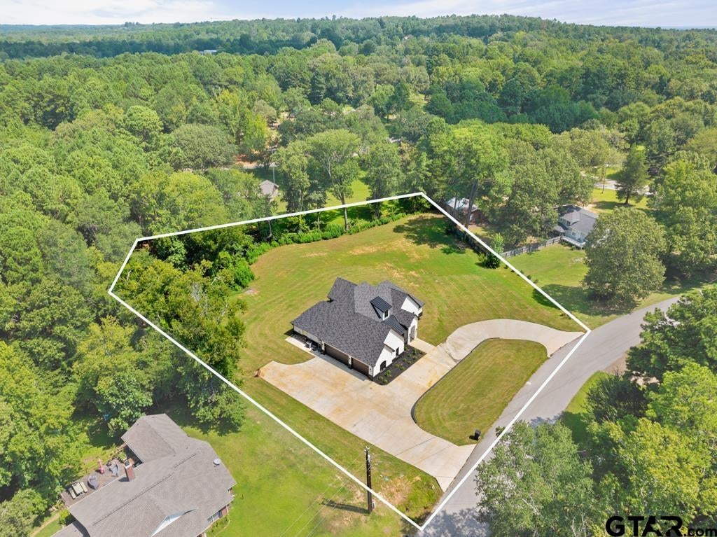 10725 Red Bud Place