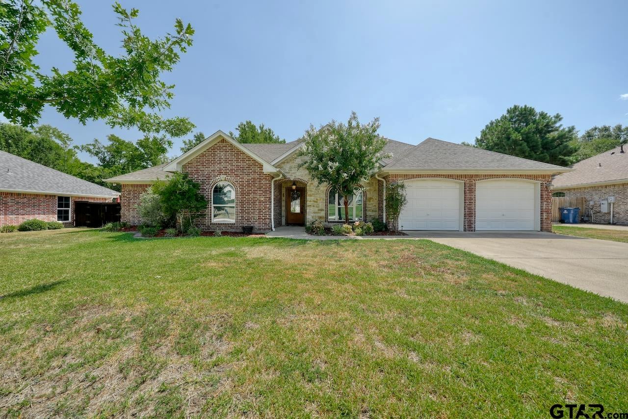 209 Heritage Ct