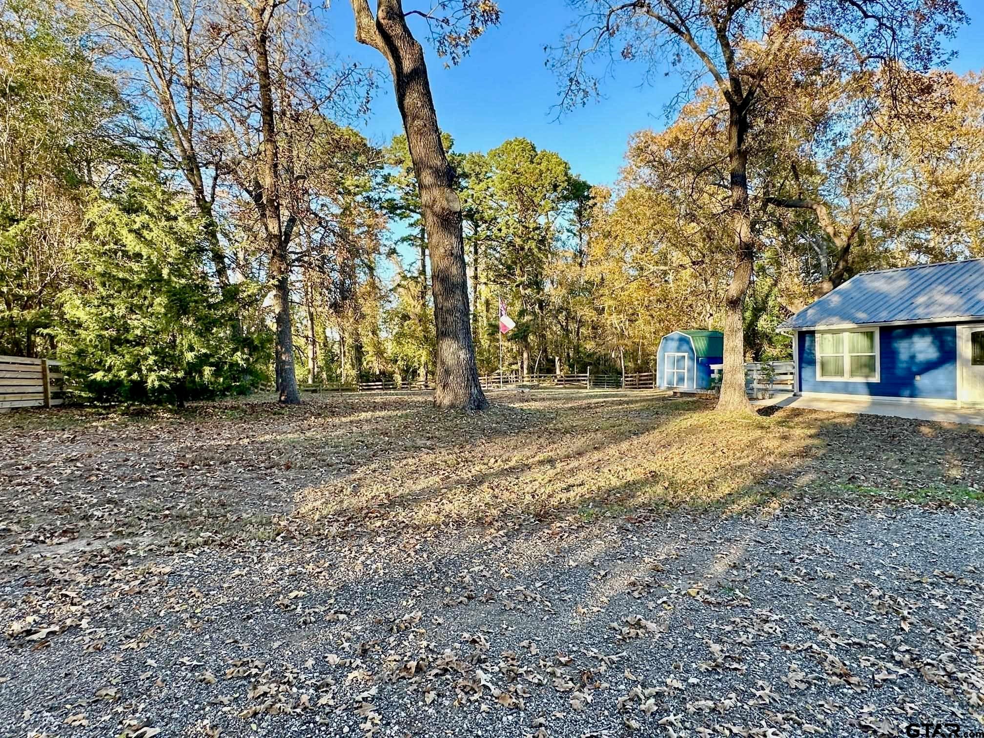 20489 W Grove Club Lake Rd.
